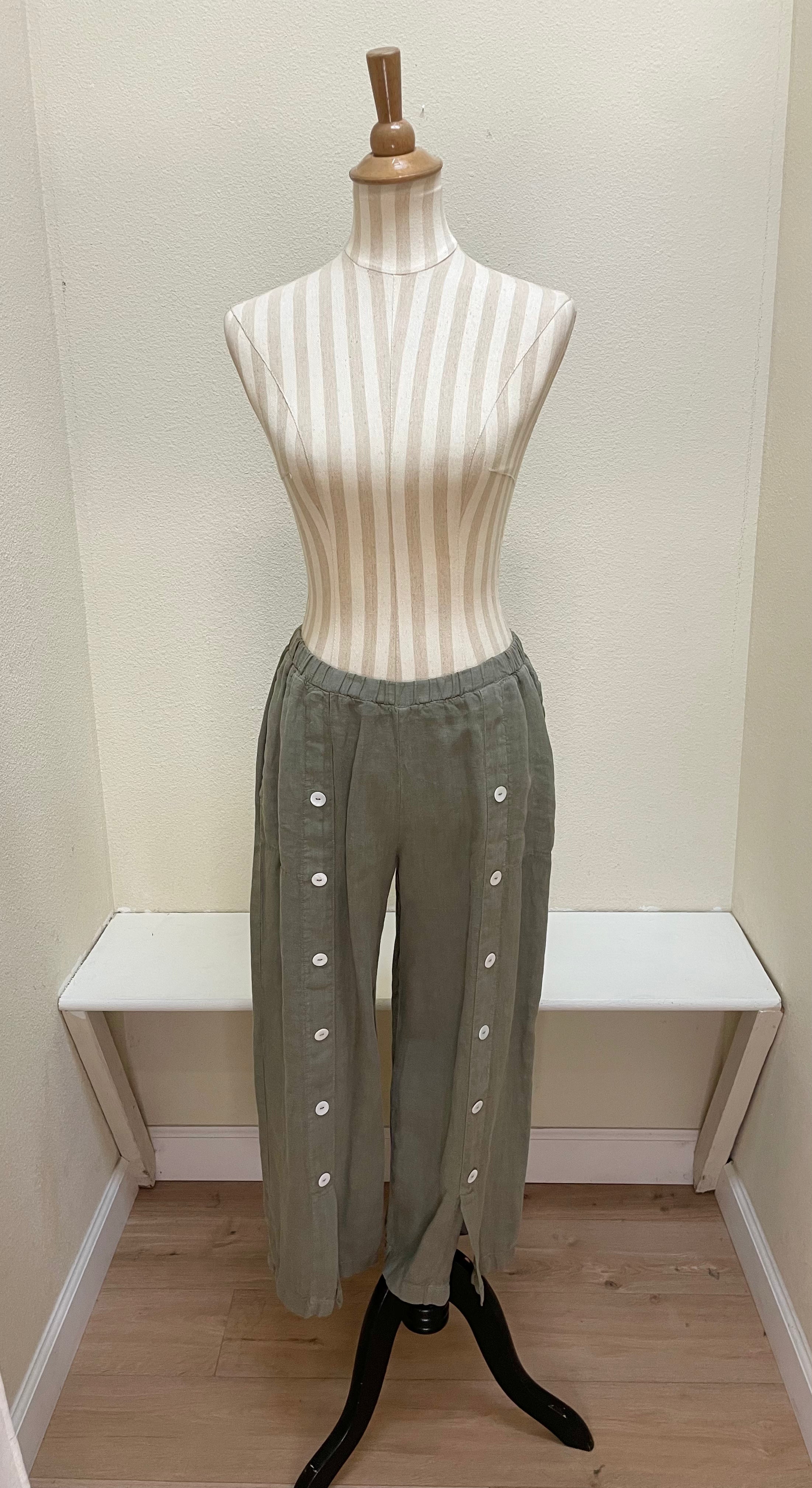 Fenini Button Crop Pant - C45315 - MOSS