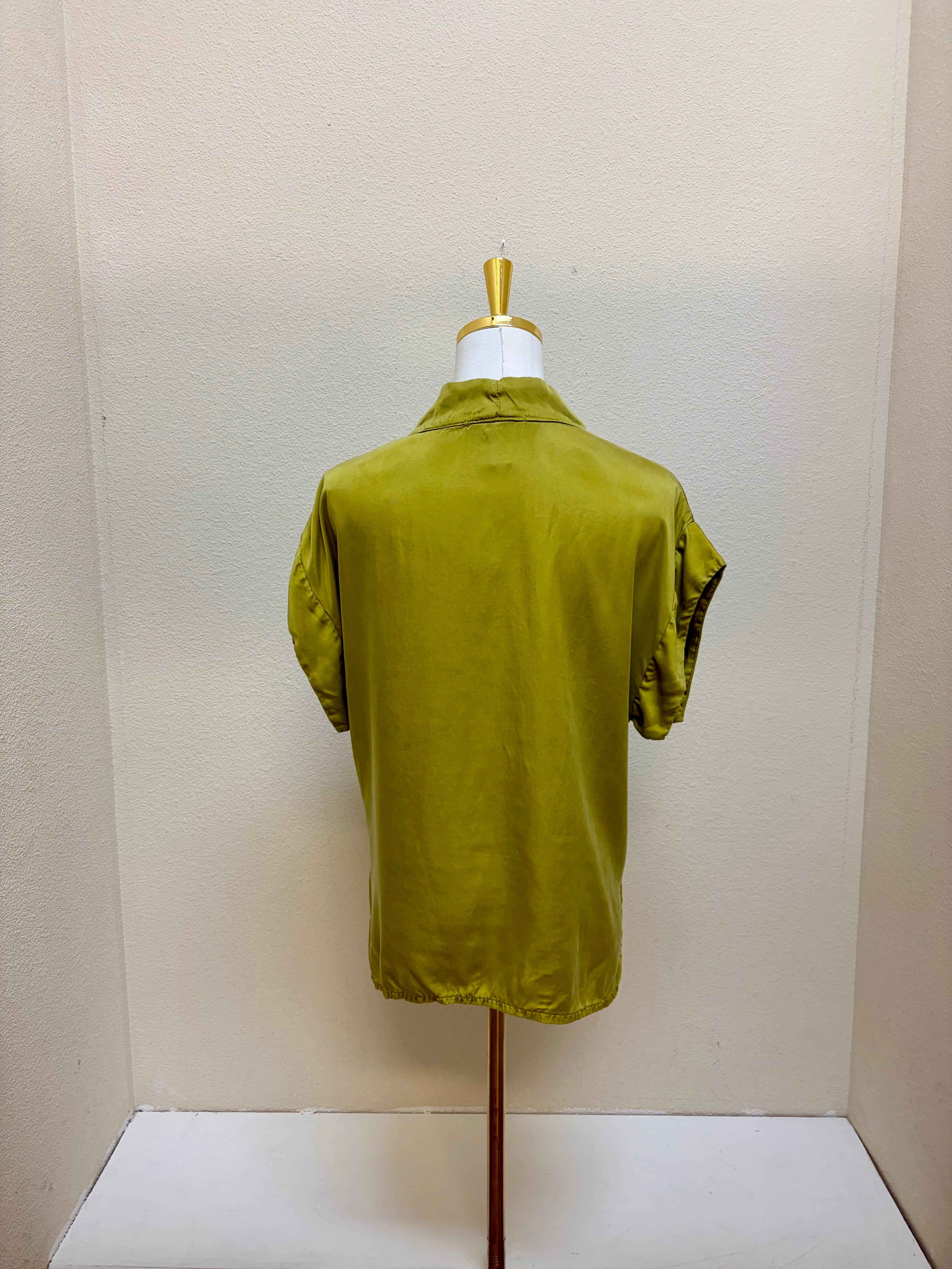 CUT LOOSE Vintage Satin Short Sleeve Cowl Top - 6186139 - PEA