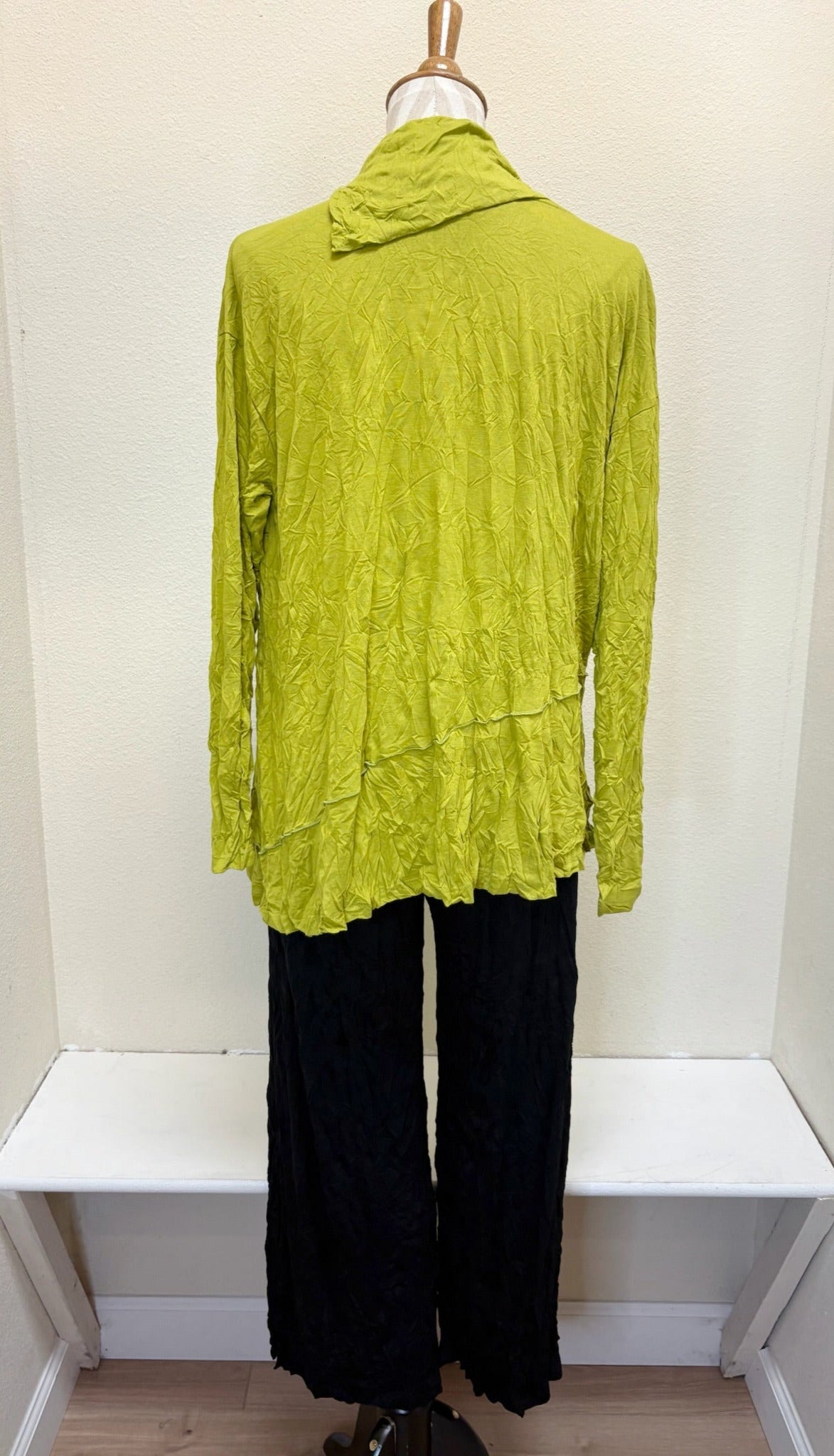 Chalet Brenda Top - ACACIA
