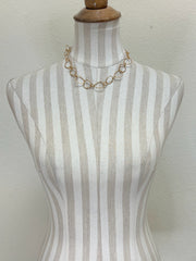 MANJUSHA Gold Irregular Circle Necklace