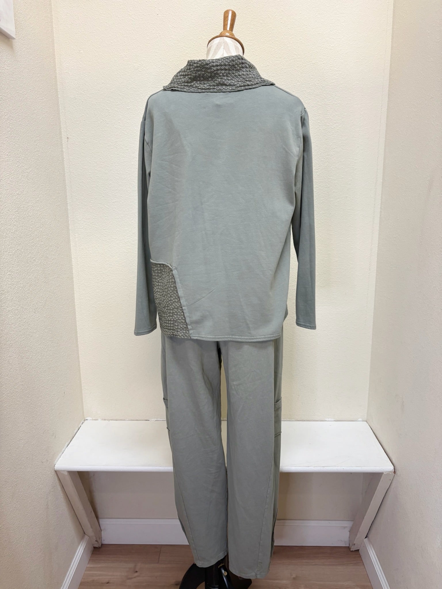 Fenini Shirt - C46684 - MOSS - XL ONLY