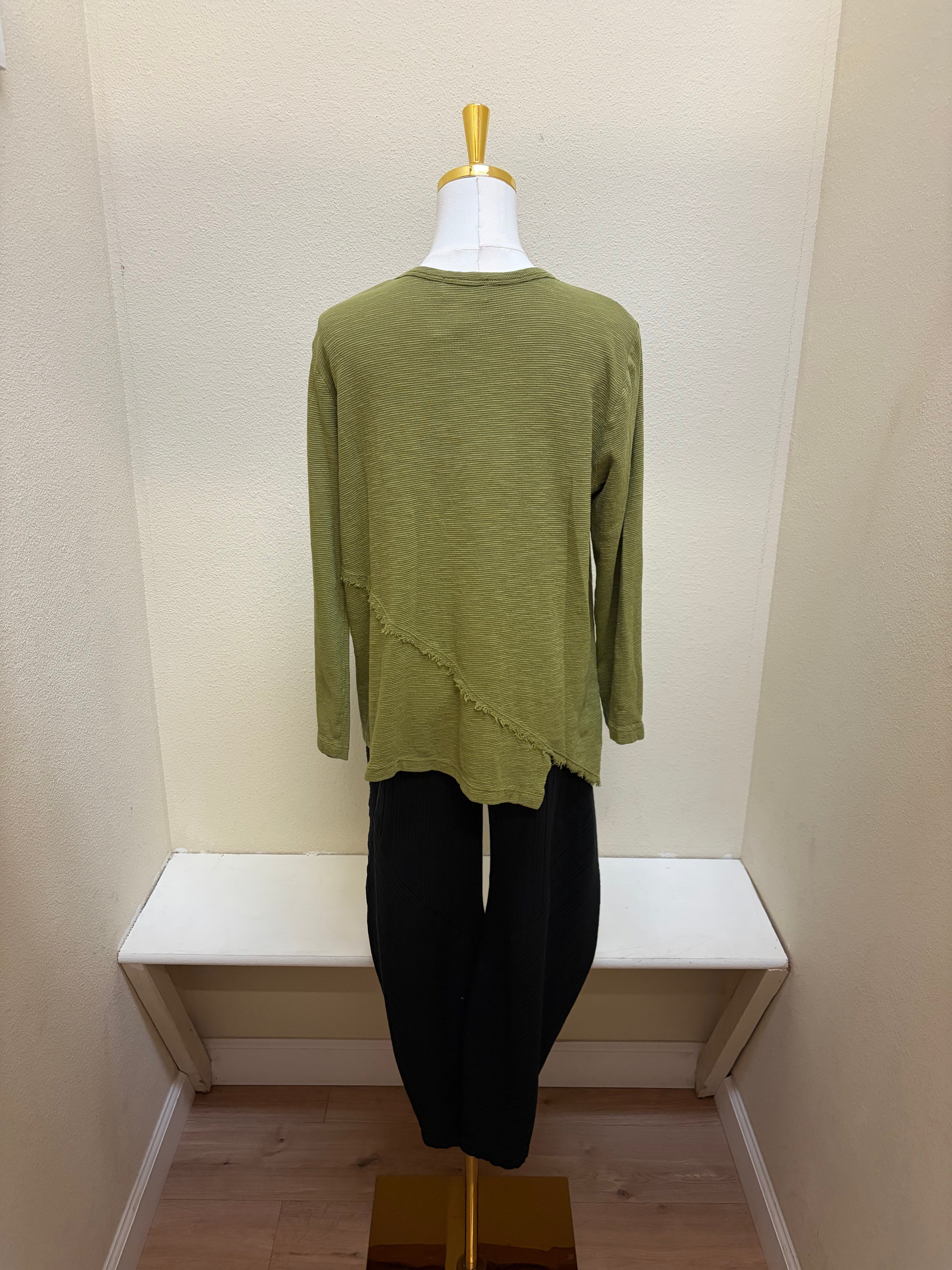 Fenini Avocado Long Sleeve Asymmetric Slub Top - C47073