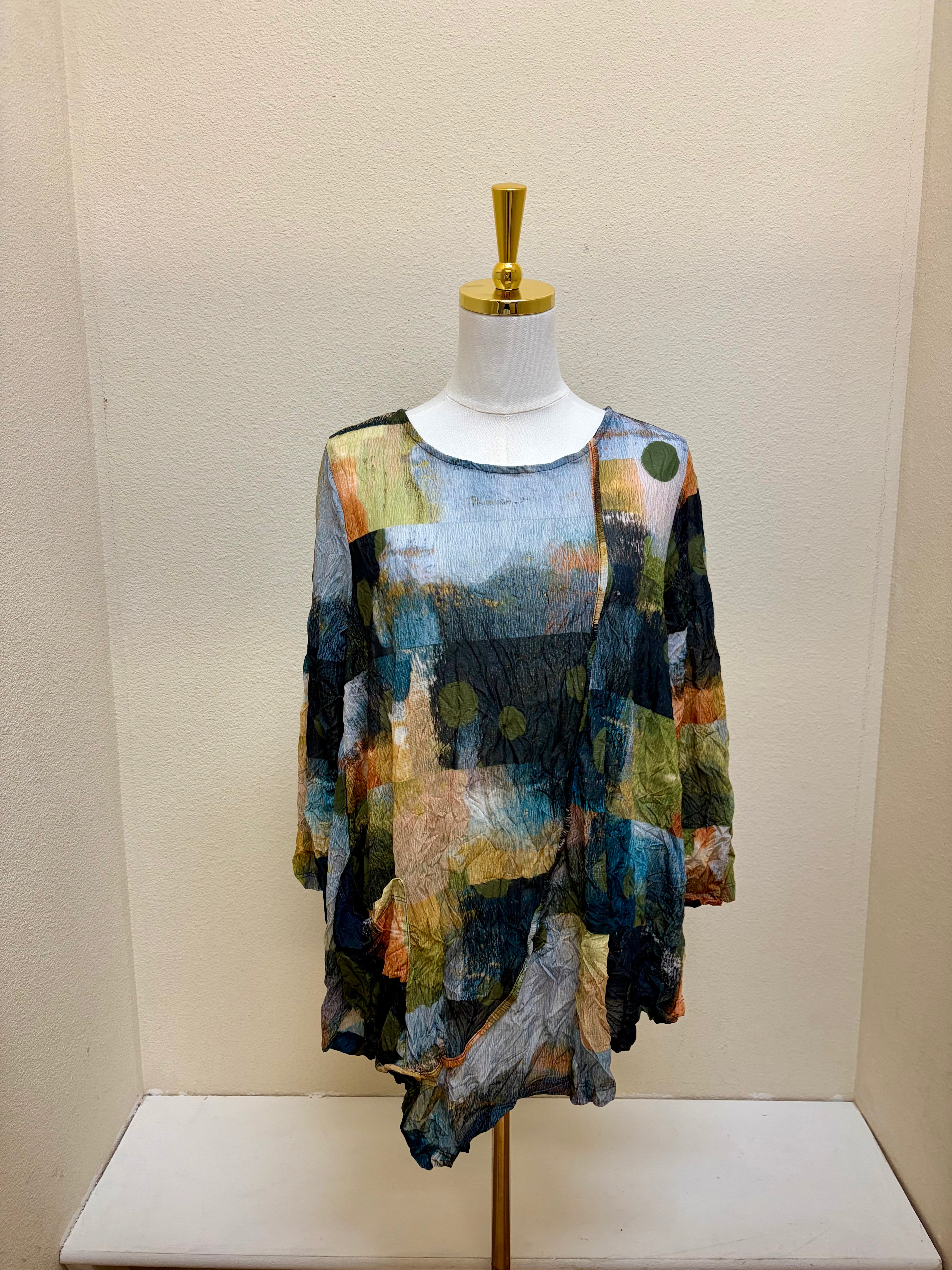 Chalet Crinkle Mesh 3/4 Sleeve Chloe Top - CM62300