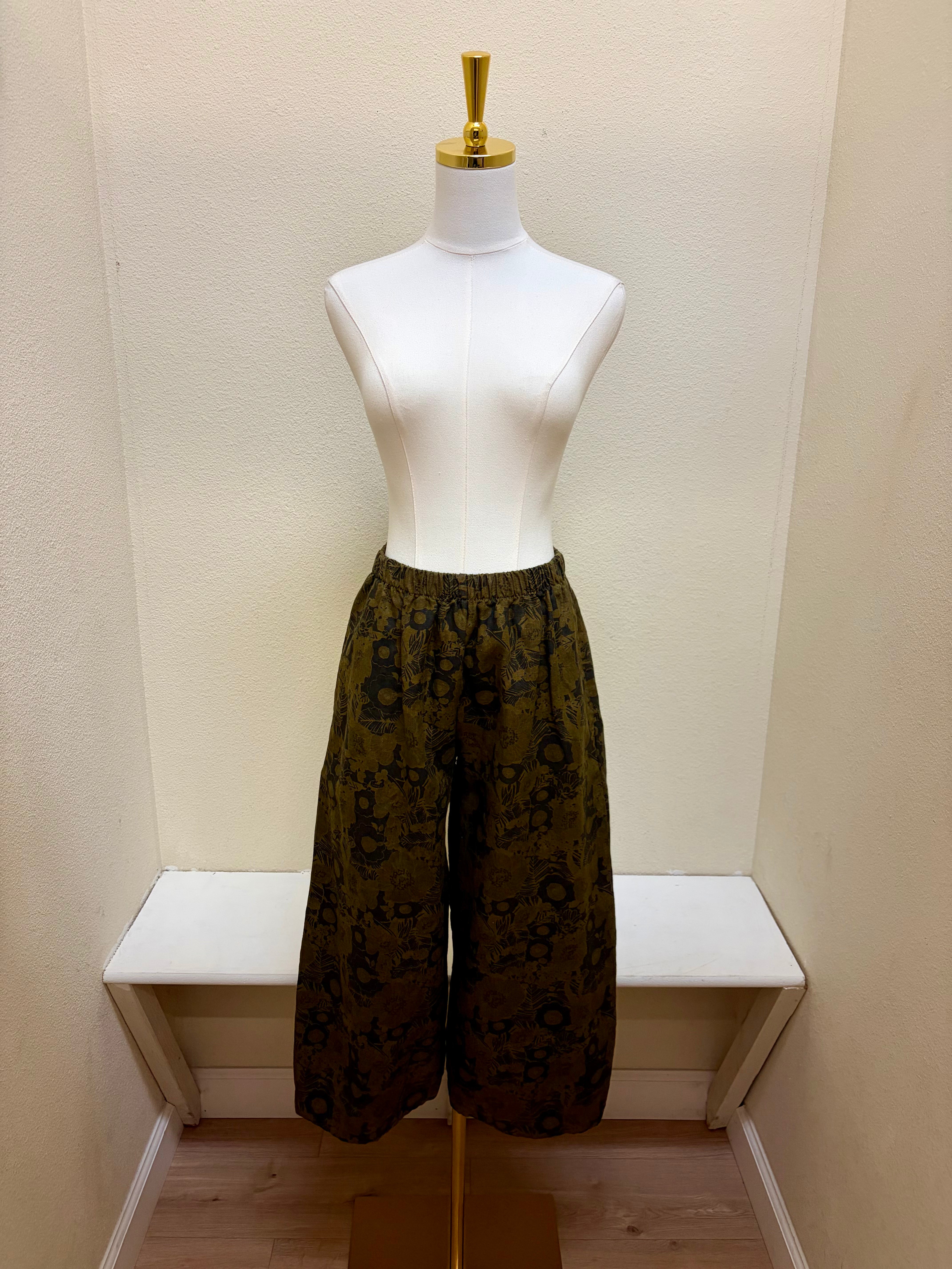 Bryn Walker CASBAH FLORAL PRINT HEAVY LINEN PANT w/ POCKETS - 70741NP - PARTRIDGE