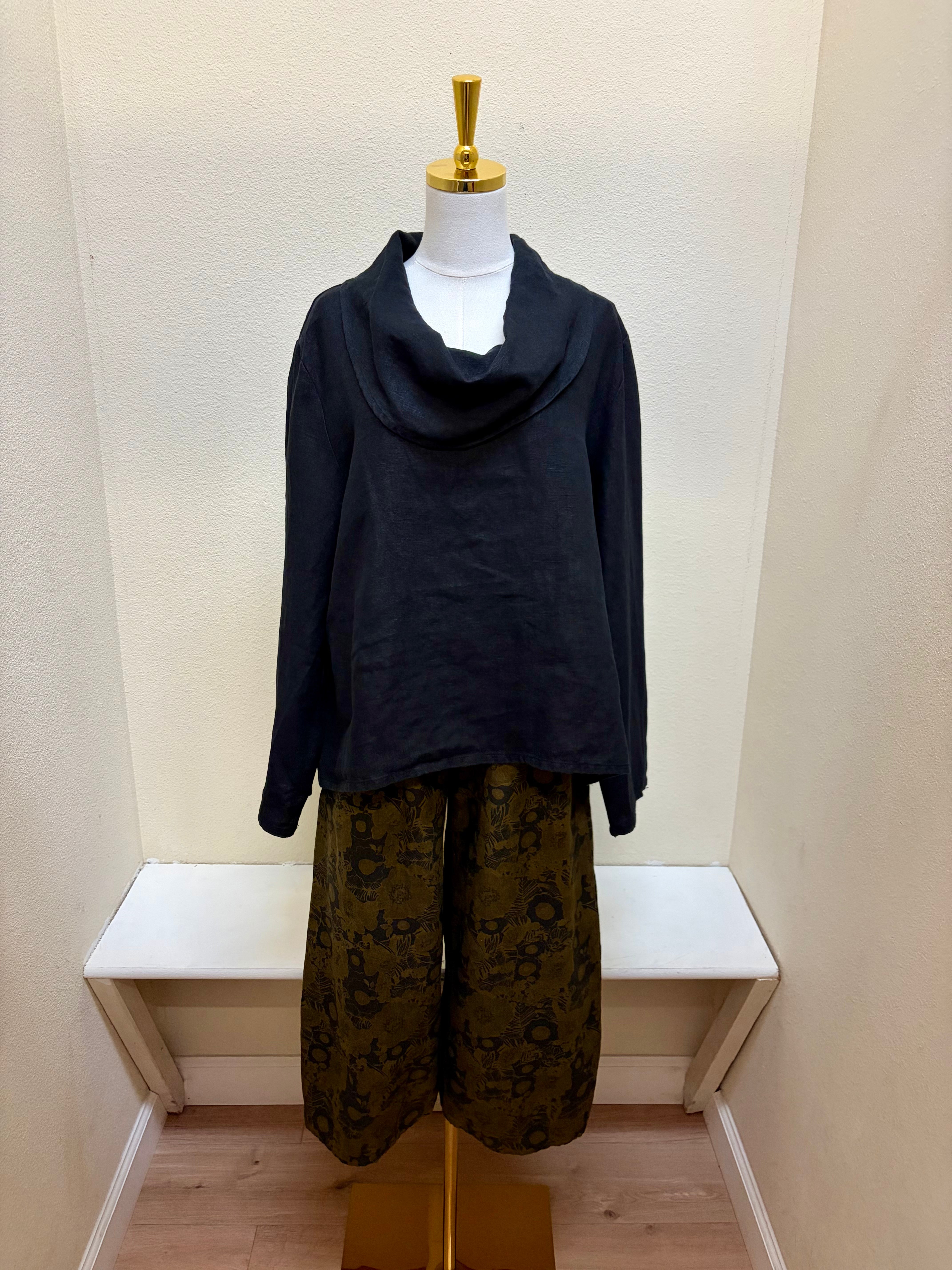 Bryn Walker LONG SLEEVE HEAVY LINEN COWL NECK NOLA SHIRT - 37841 - BLACK