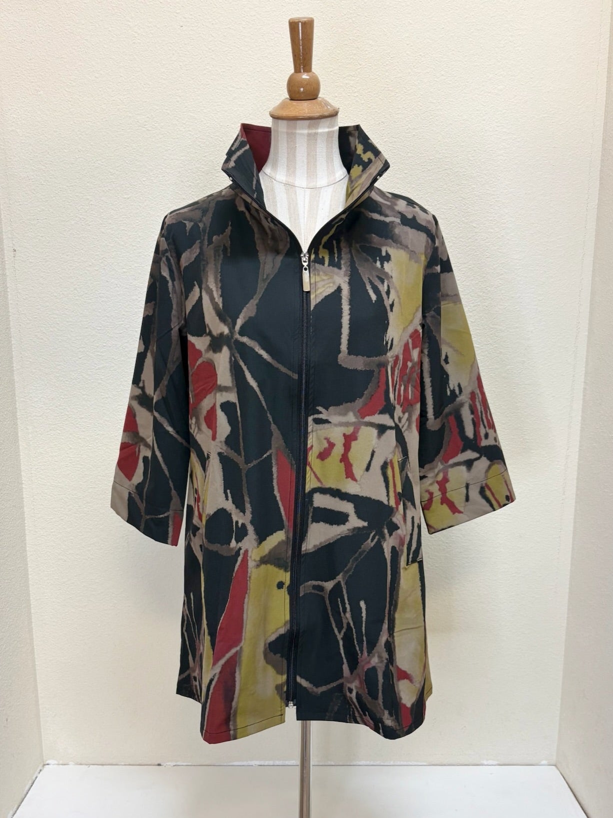 DAMEE ABSTRACT ART LONG WINDBREAKER JKT - 5017-MLT