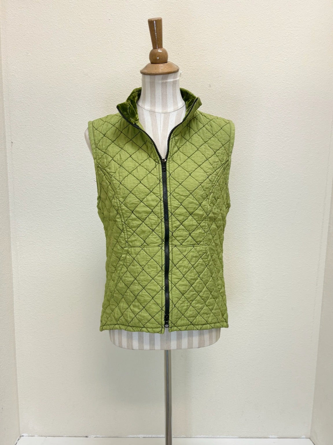 CUT LOOSE Quilted Parachute Zip Front Vest - 6595655