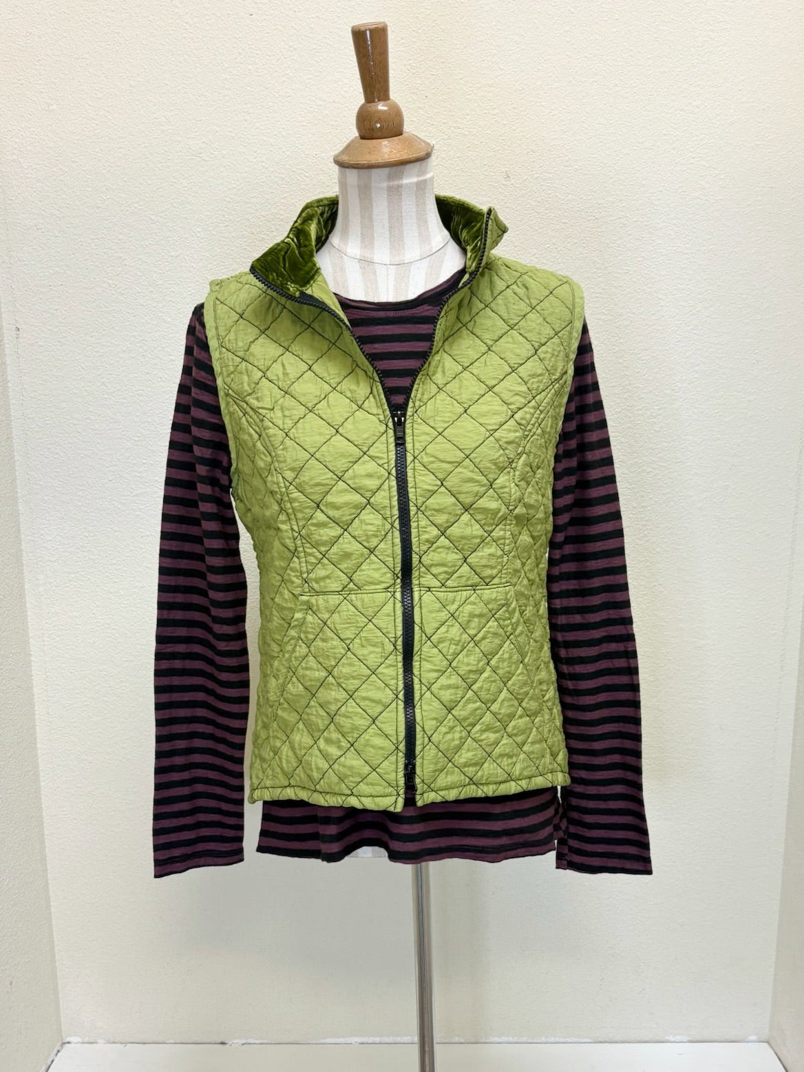 CUT LOOSE - Quilted Parachute Zip Vest - 6595655