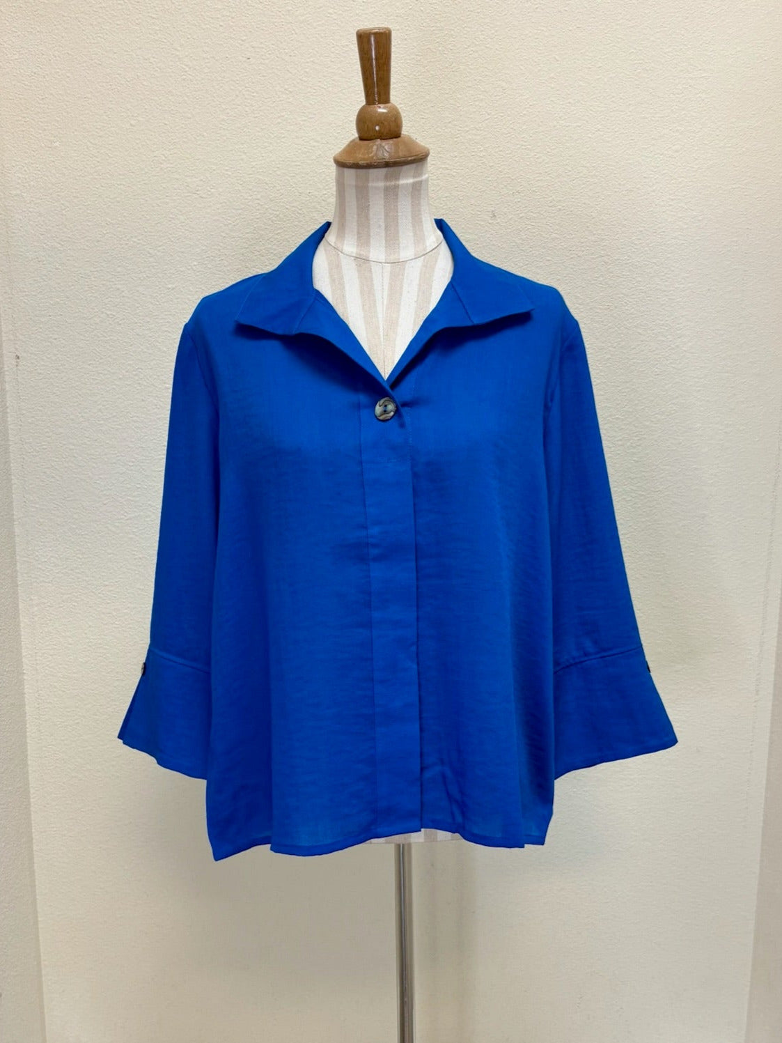 Fridaze AA395 - Caroline Linen Blouse