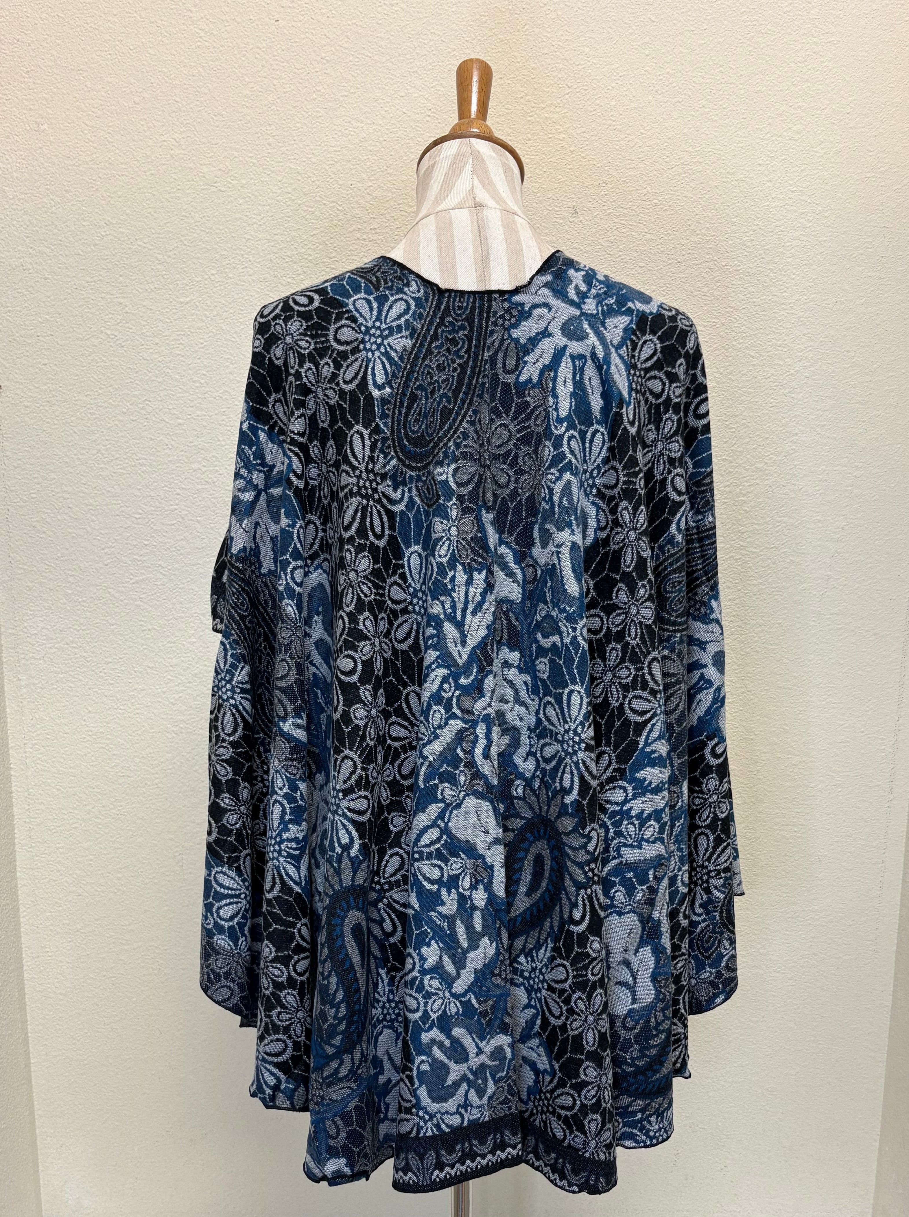 Rapti Cashmere Buckle Shawl - PRINT 68