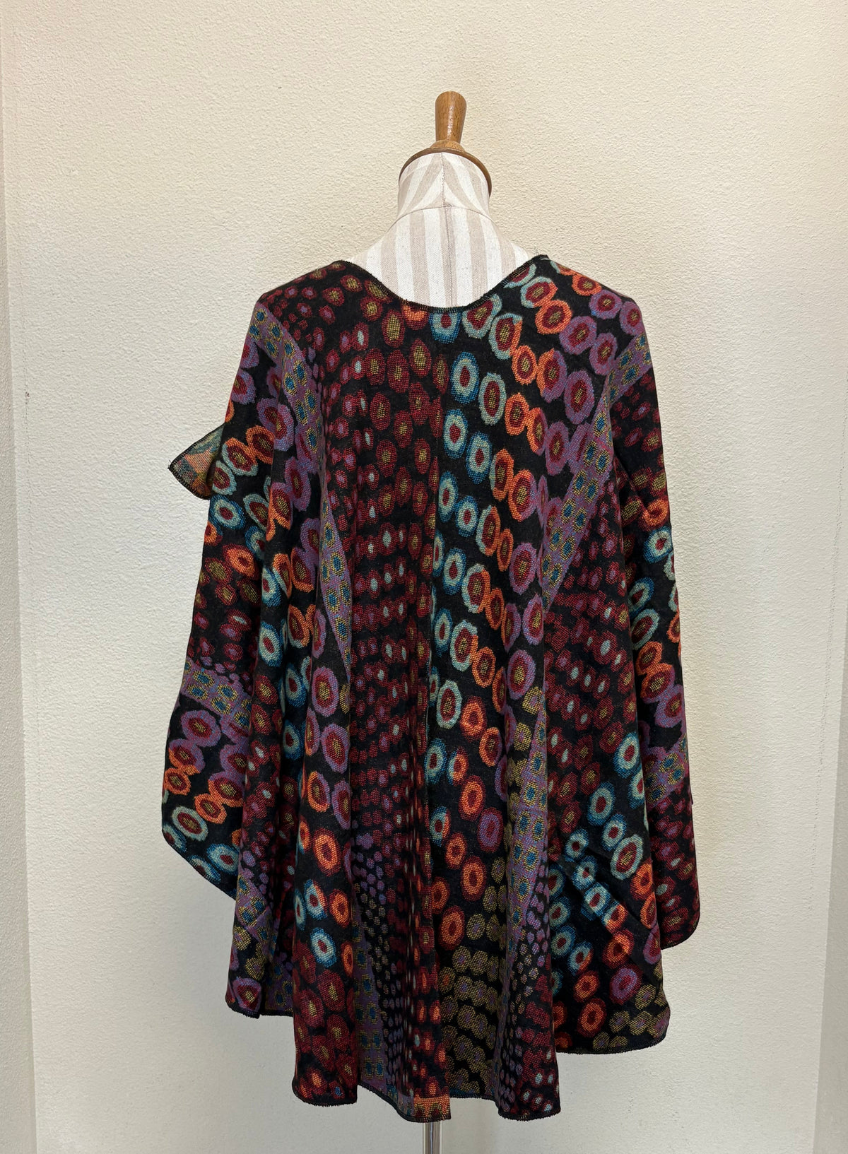 Rapti Cashmere Buckle Shawl - PRINT 66