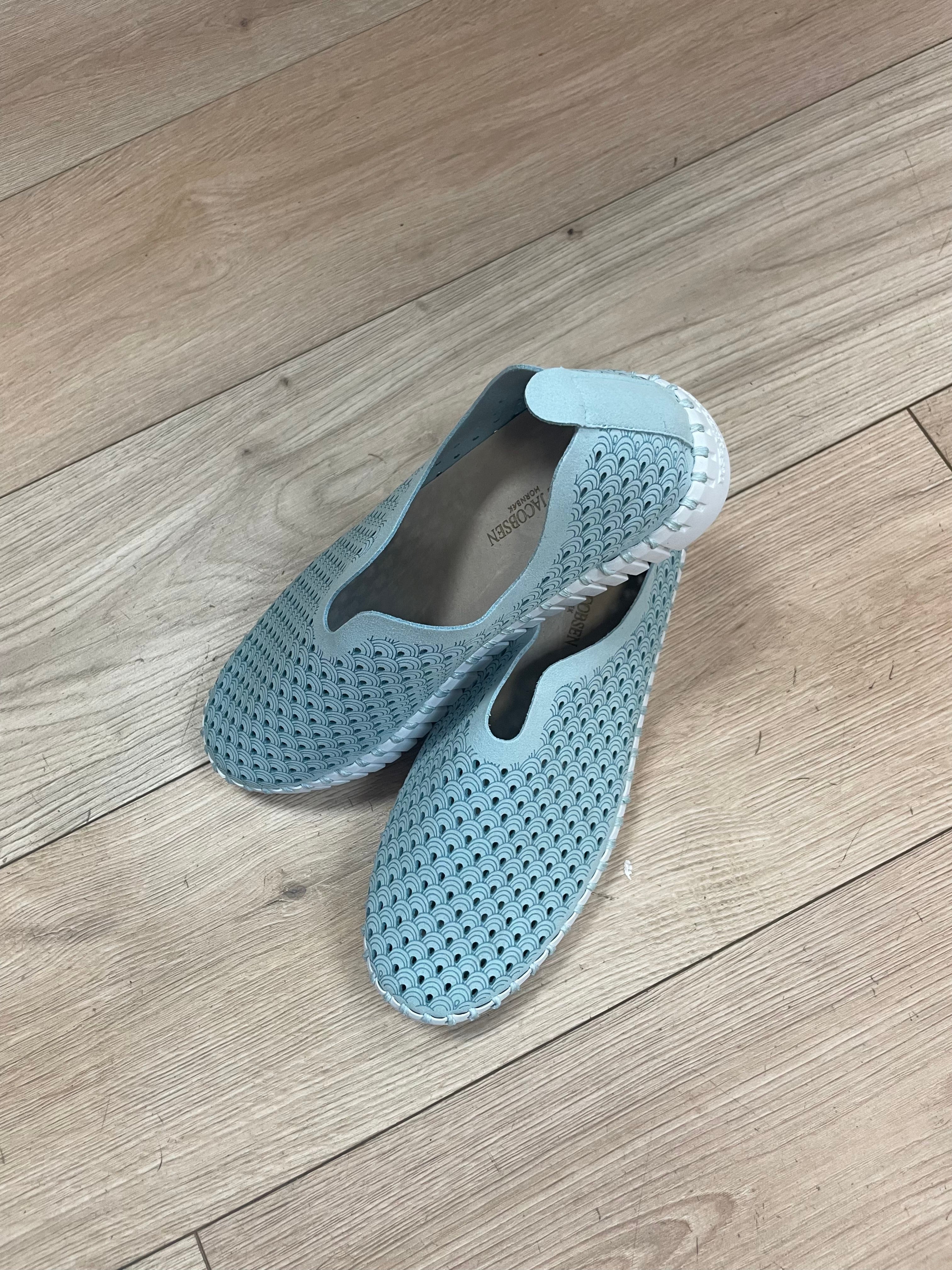 Ilse Jacobsen Tulips Flats - ASH BLUE