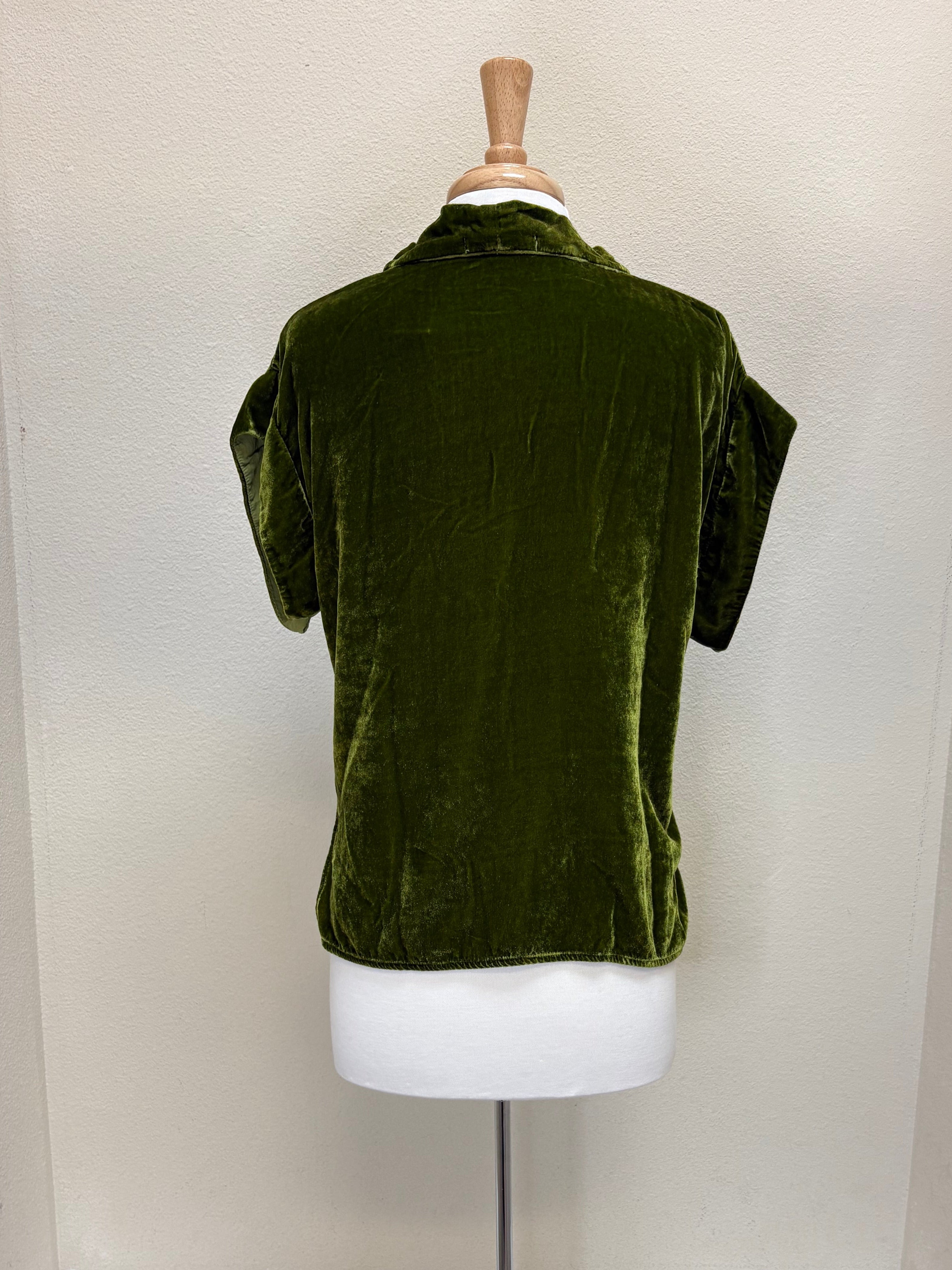 CUT LOOSE Velvet Short Sleeve Cowl Top - 6996139