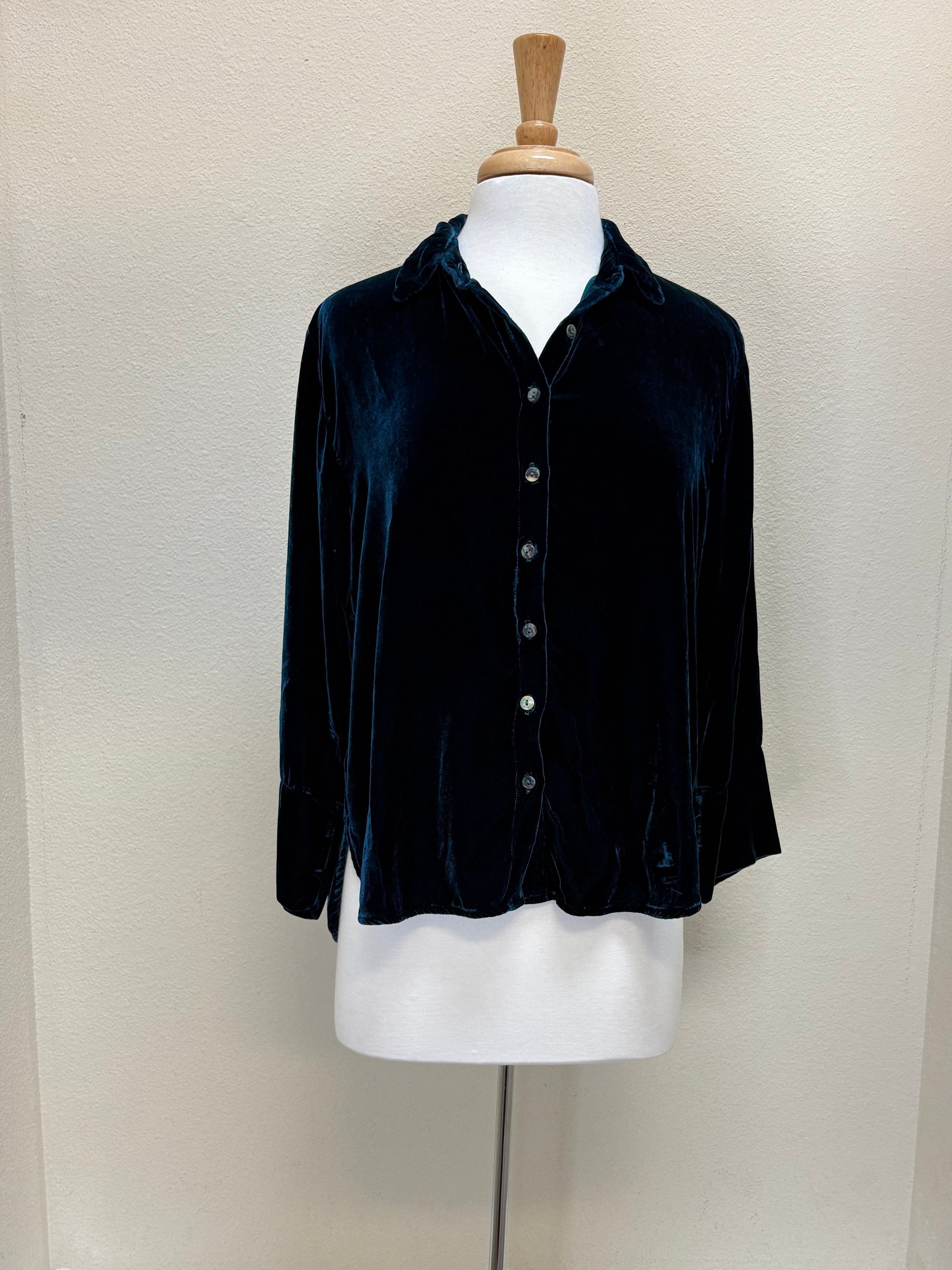 CUT LOOSE Velvet Easy Crop Shirt - 6996986