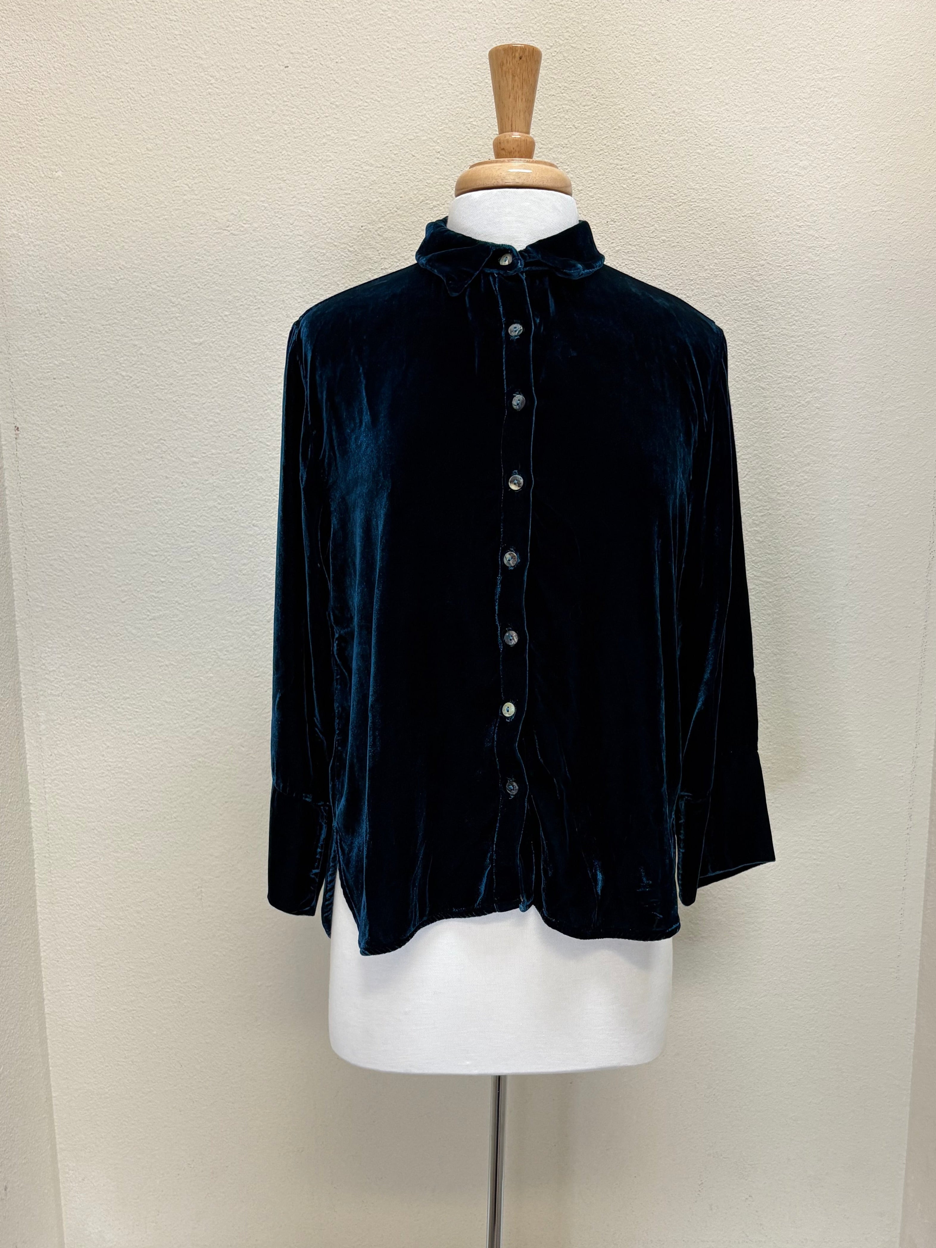 CUT LOOSE Velvet Easy Crop Shirt - 6996986