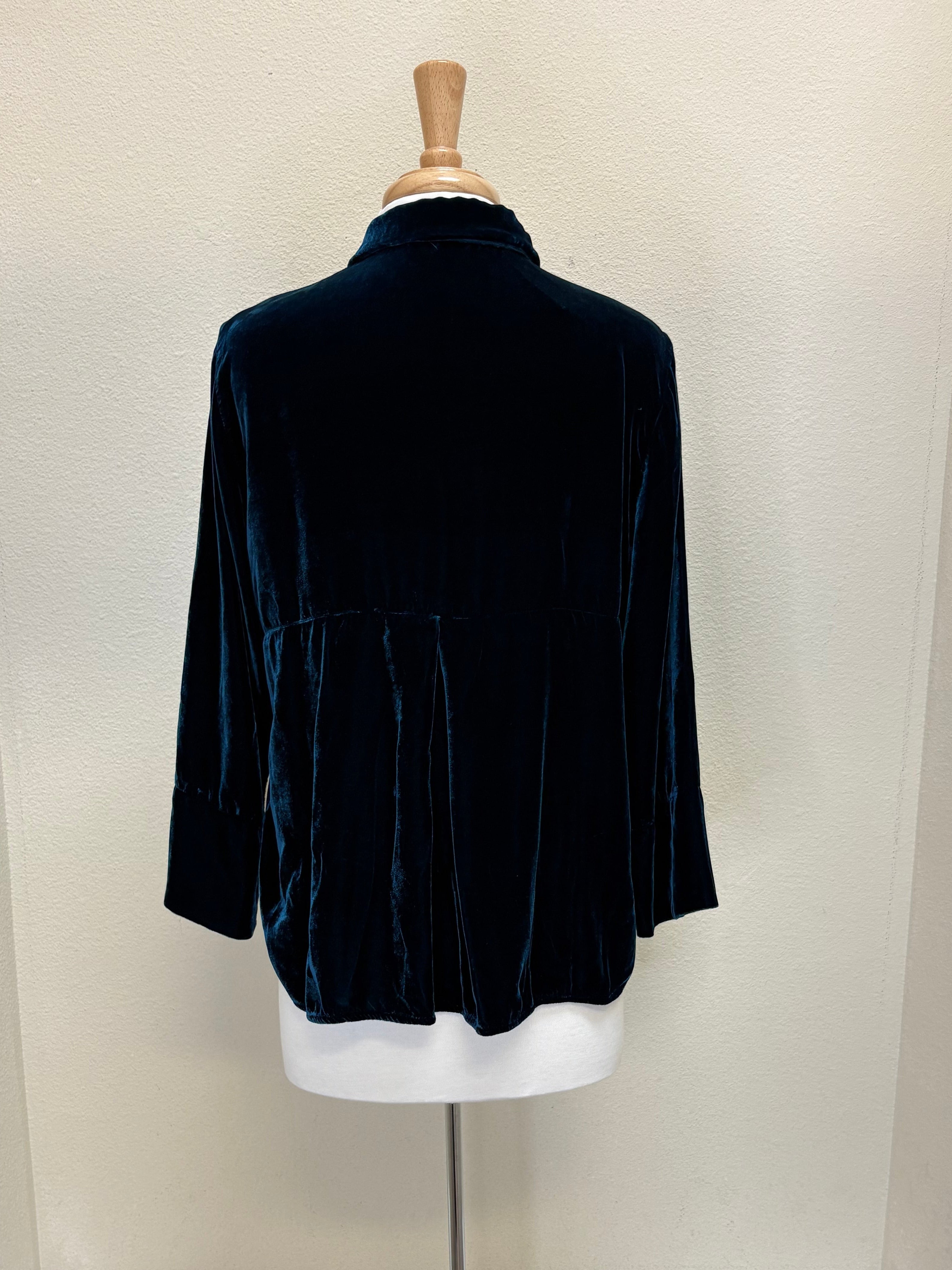 CUT LOOSE Velvet Easy Crop Shirt - 6996986