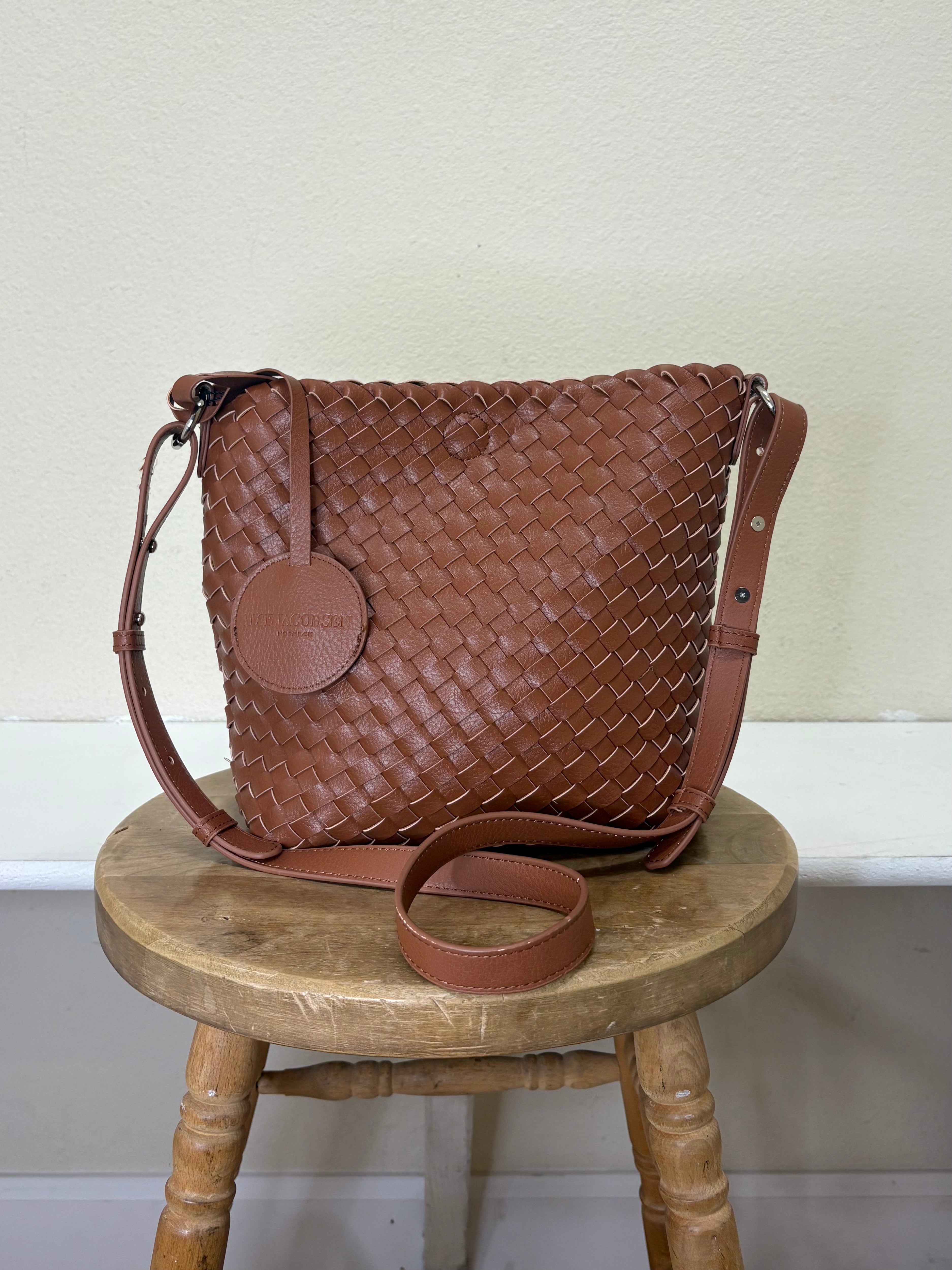Ilse Jacobsen Reversible Cross Tote -  BURNT CARMEL/METALLIC BROWN