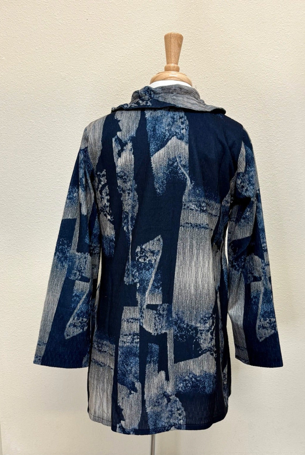 DAMEE ABSTRACT LONG BUTTON PATCH COAT - 5013-NVY