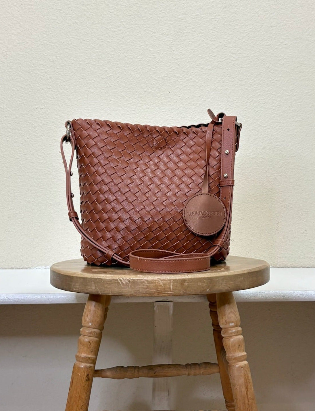 Ilse Jacobsen Reversible Cross Tote -  BURNT CARMEL/METALLIC BROWN