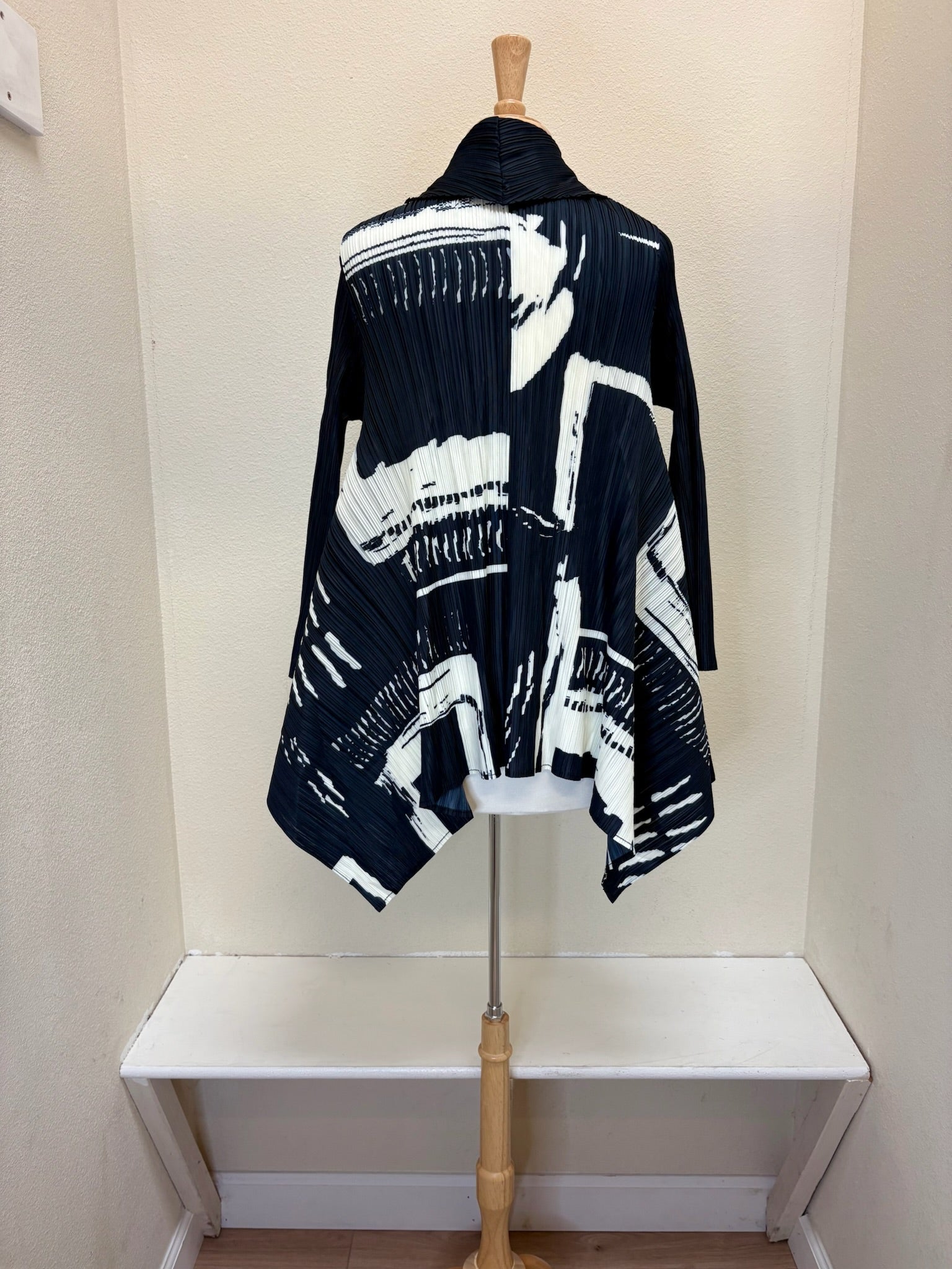 Vanite Couture Duster - 88114 - BLACK/WHITE