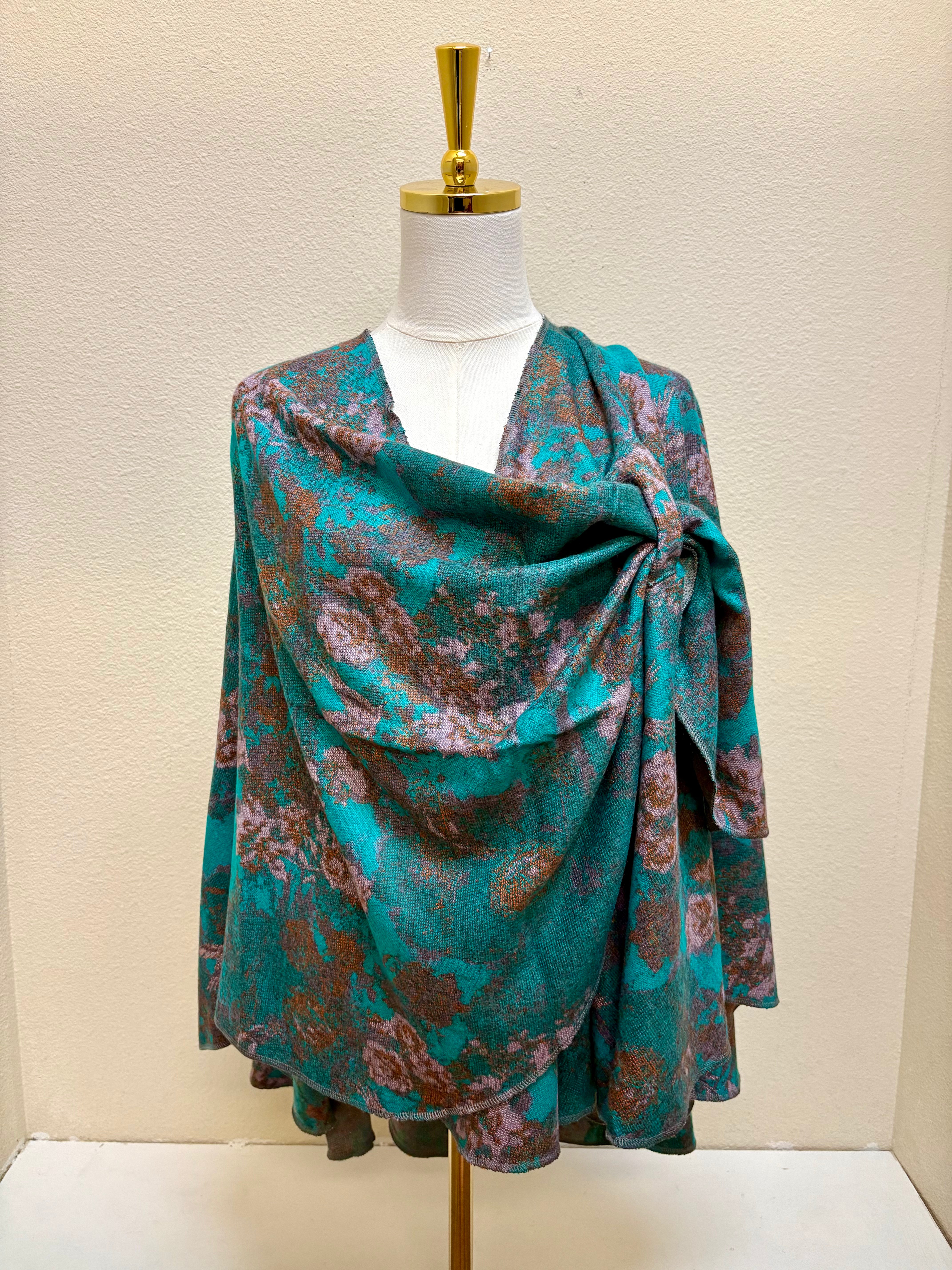 Rapti Cashmere Buckle Shawl - PRINT 87