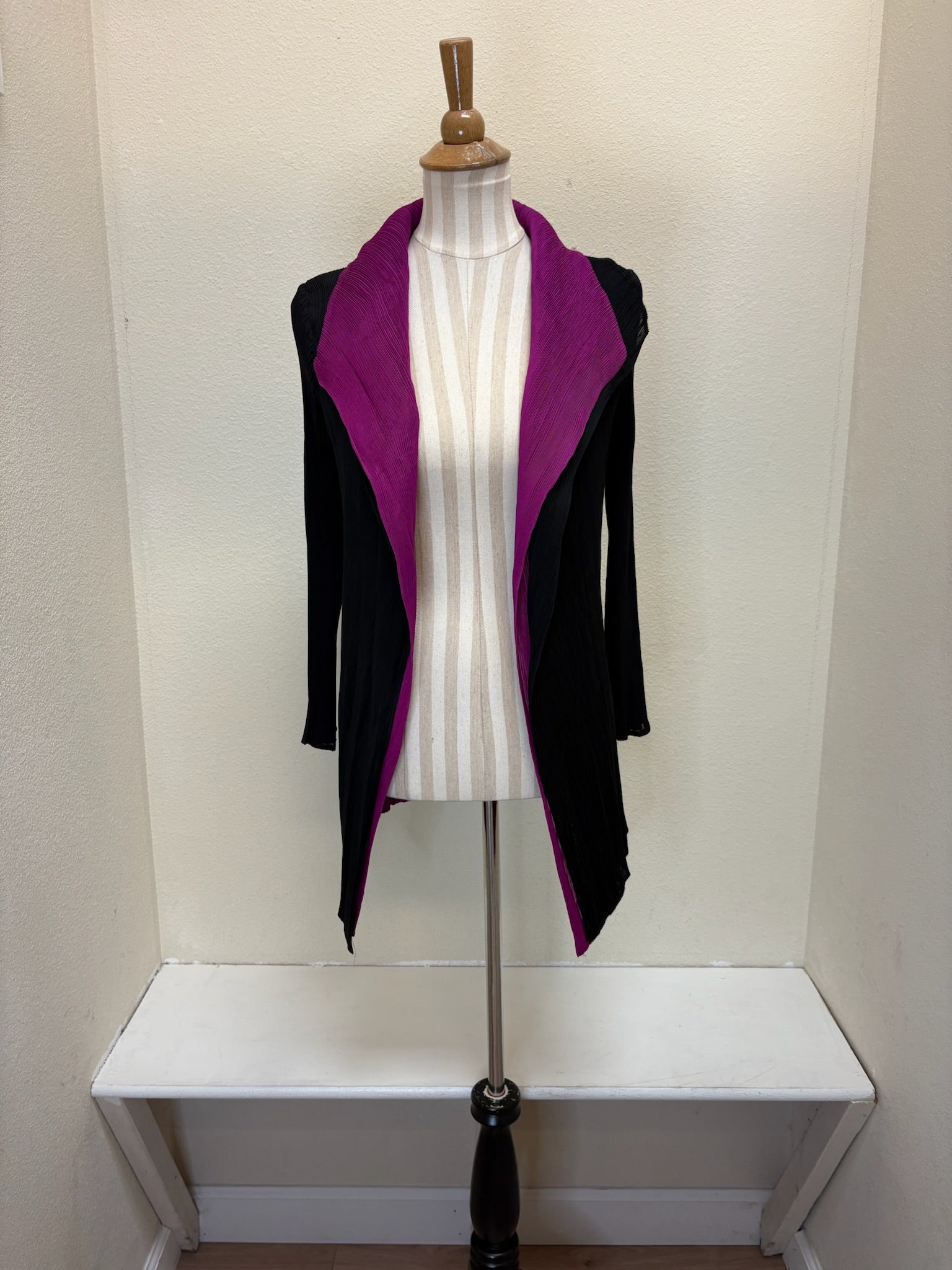 Vanite Couture One Size Jacket - 81004 - BLACK/ROSE