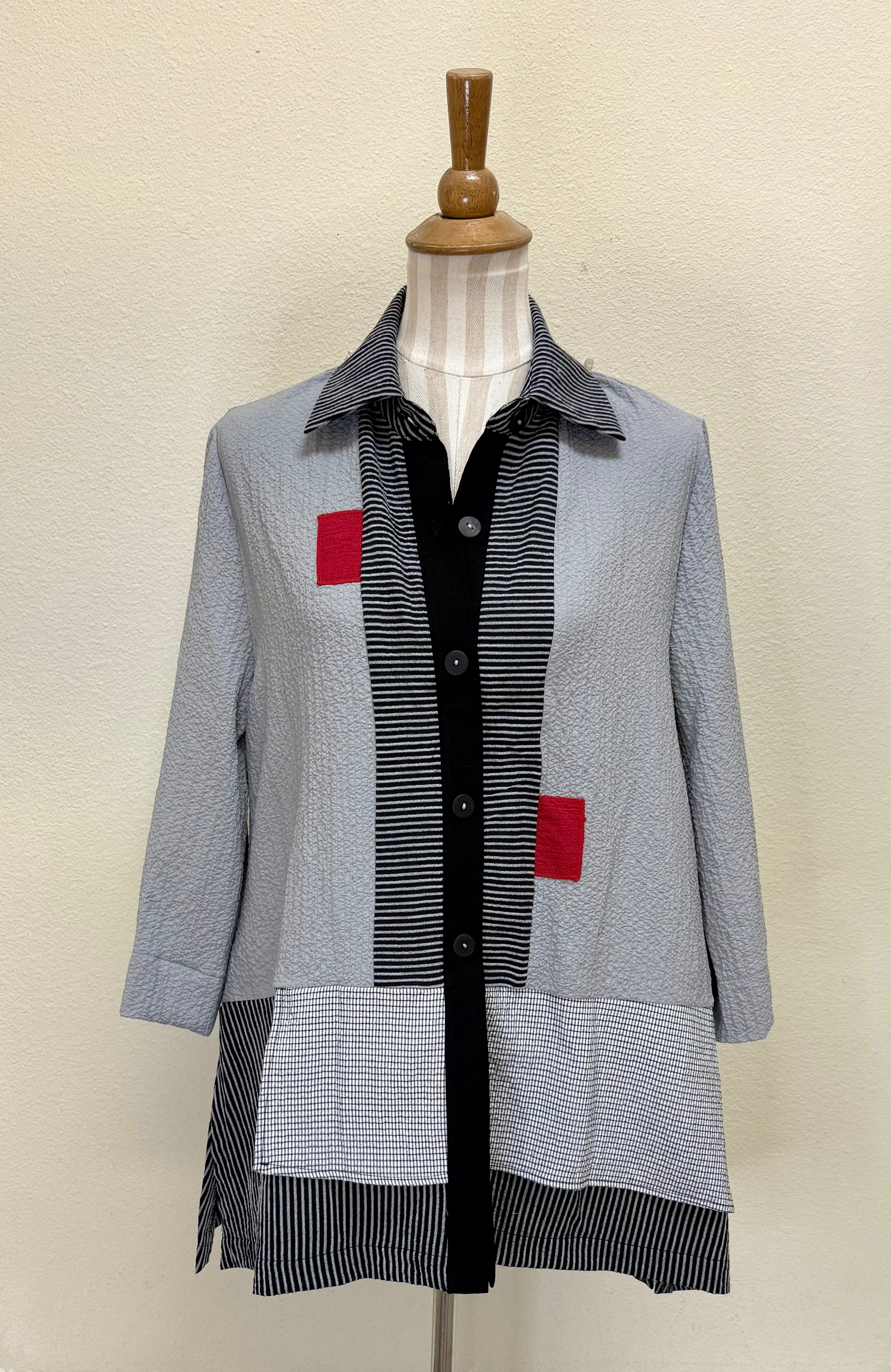 MOONLIGHT Black, Gray & Red Colorblock Button Front Shirt - 2174-GREY