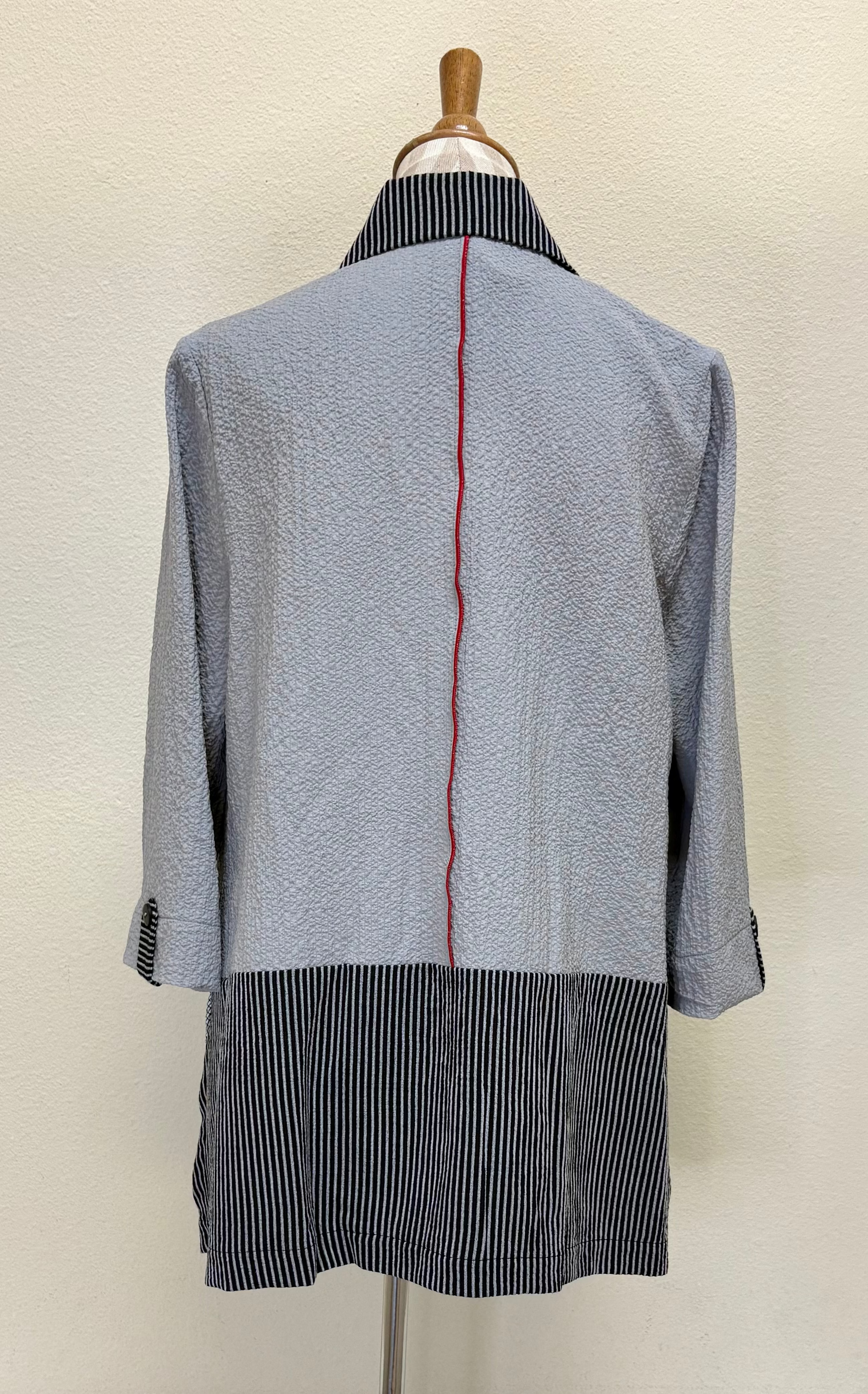 MOONLIGHT Black, Gray & Red Colorblock Button Front Shirt - 2174-GREY