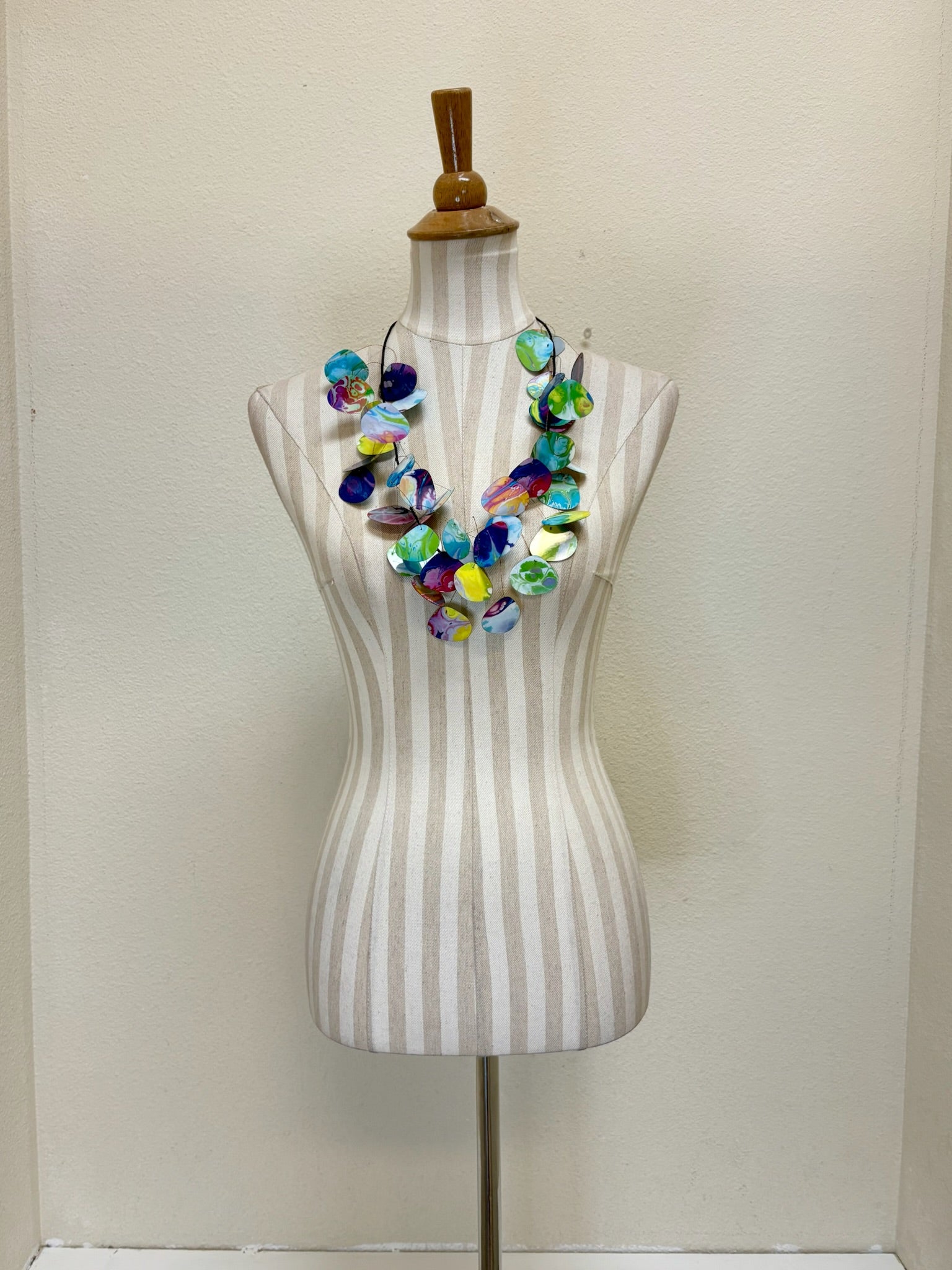 TAKARA Clamshell Kinetics Necklace - CL42