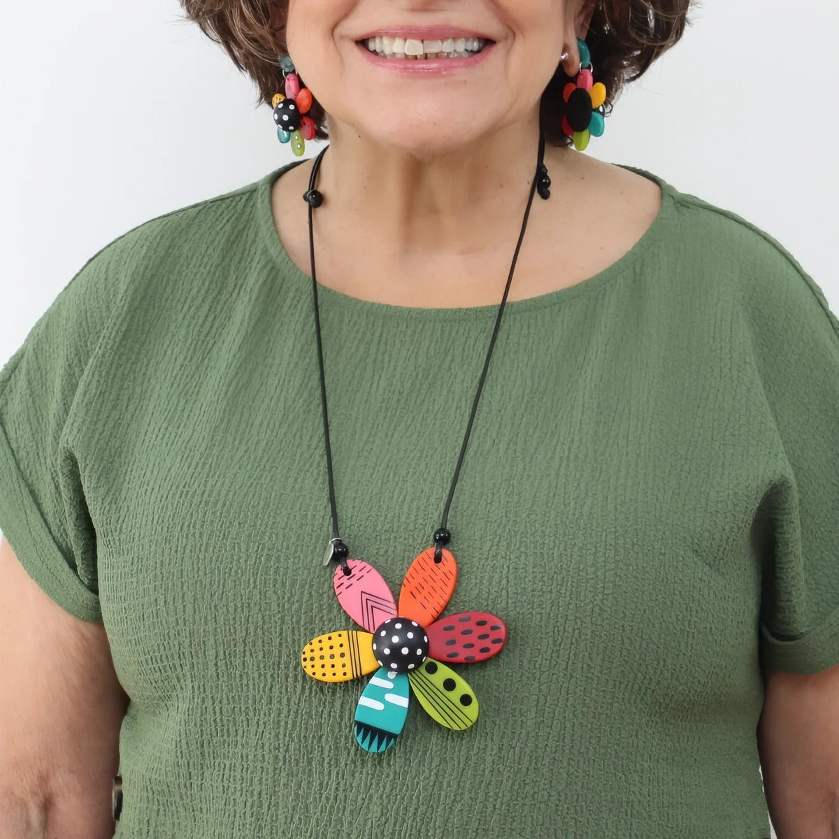 SYLCA Vibrant Garden Flower Pendant Necklace