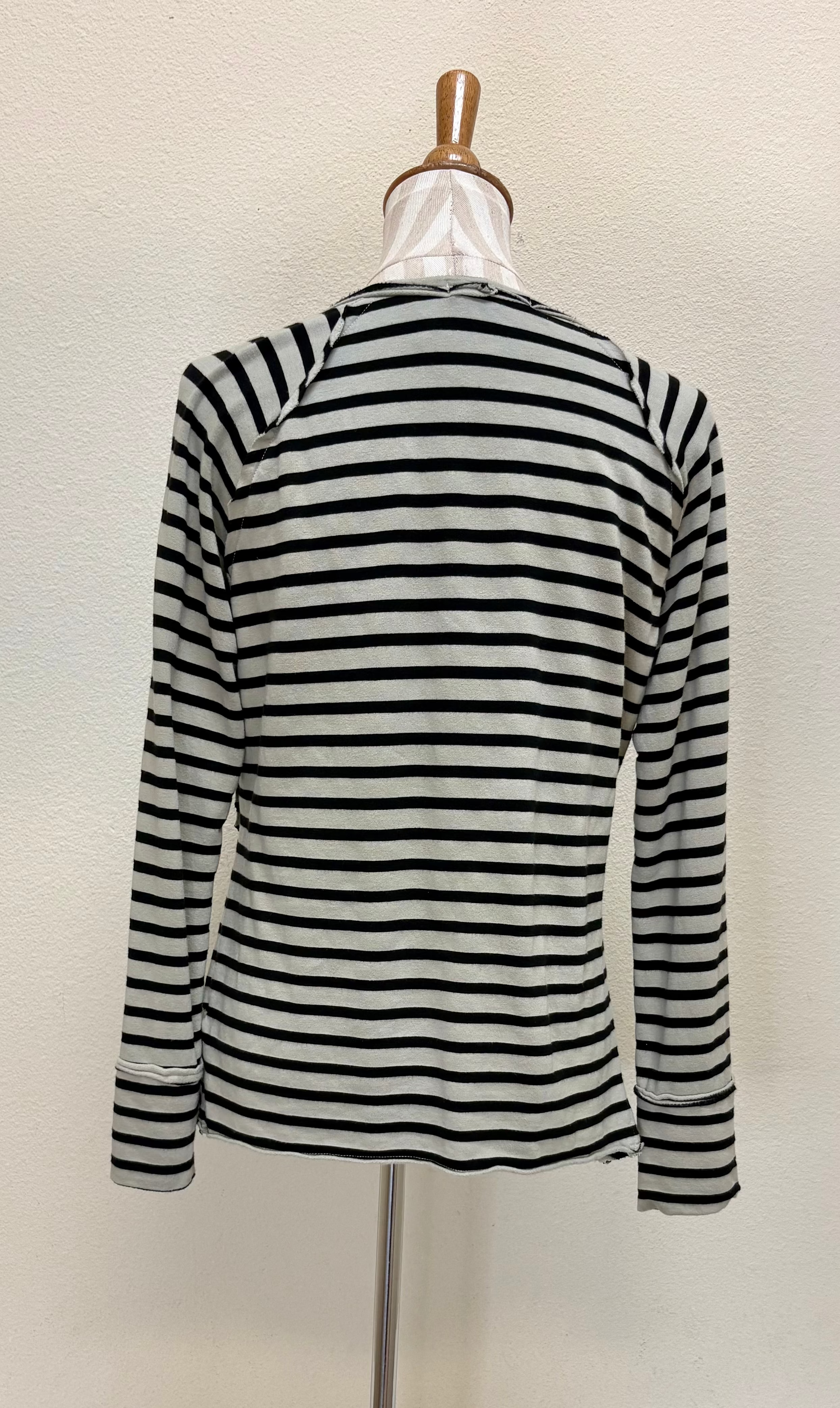 CUT LOOSE Black Stripe Fleece Gore Top - 7247913 - LENTIL - S ONLY