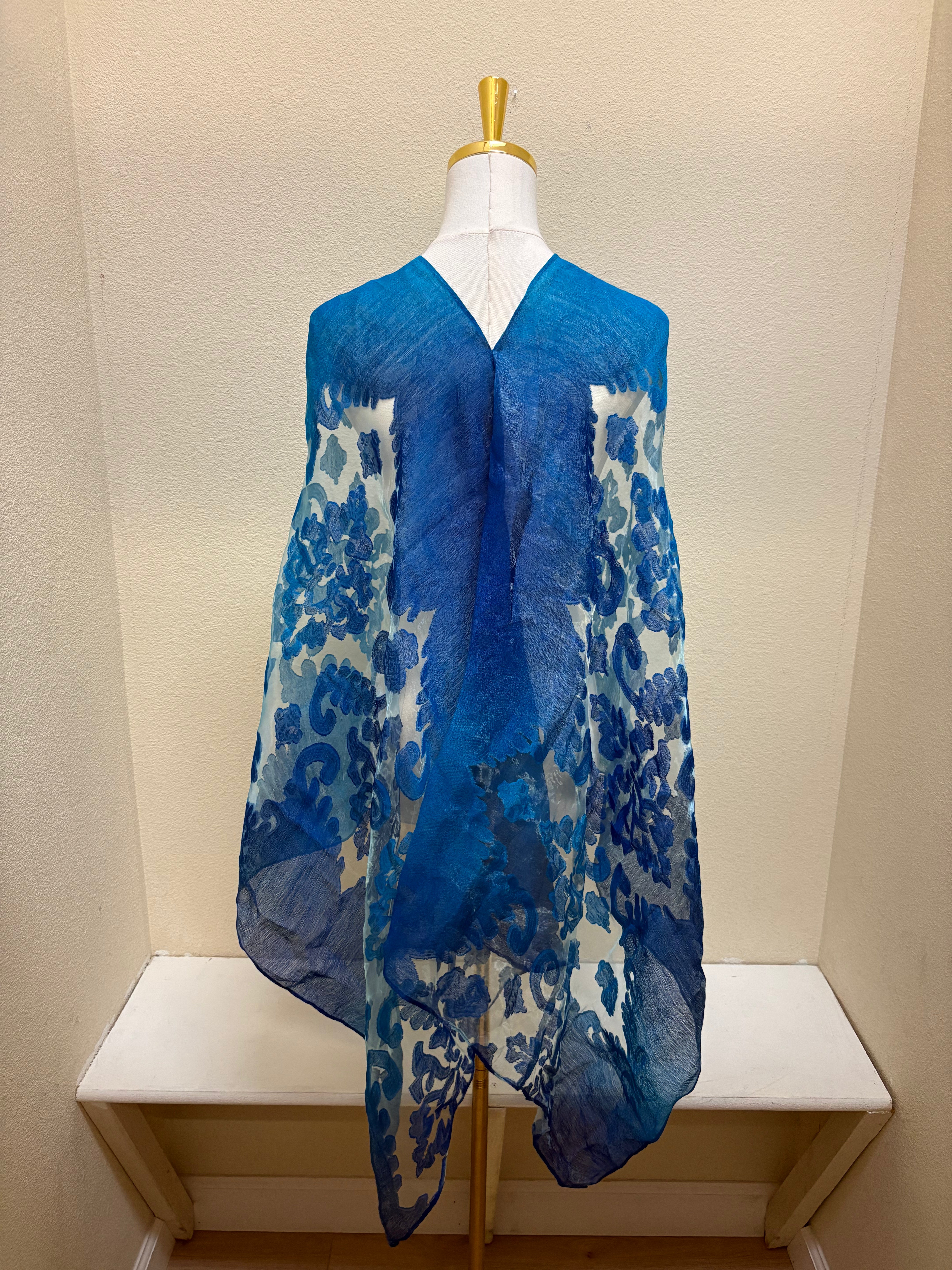Spain In America Poncho - PRINT 32