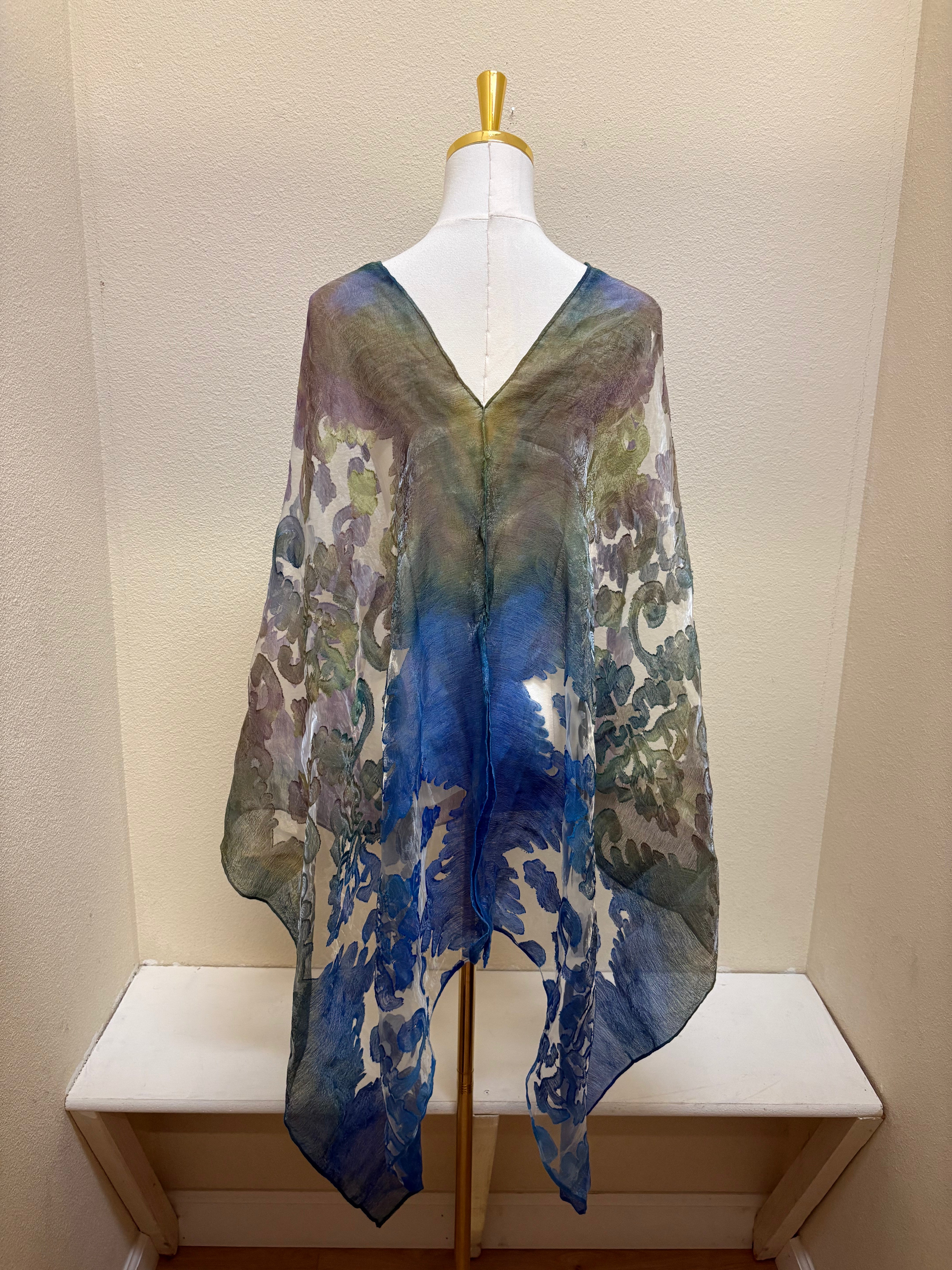Spain In America Poncho - PRINT 17