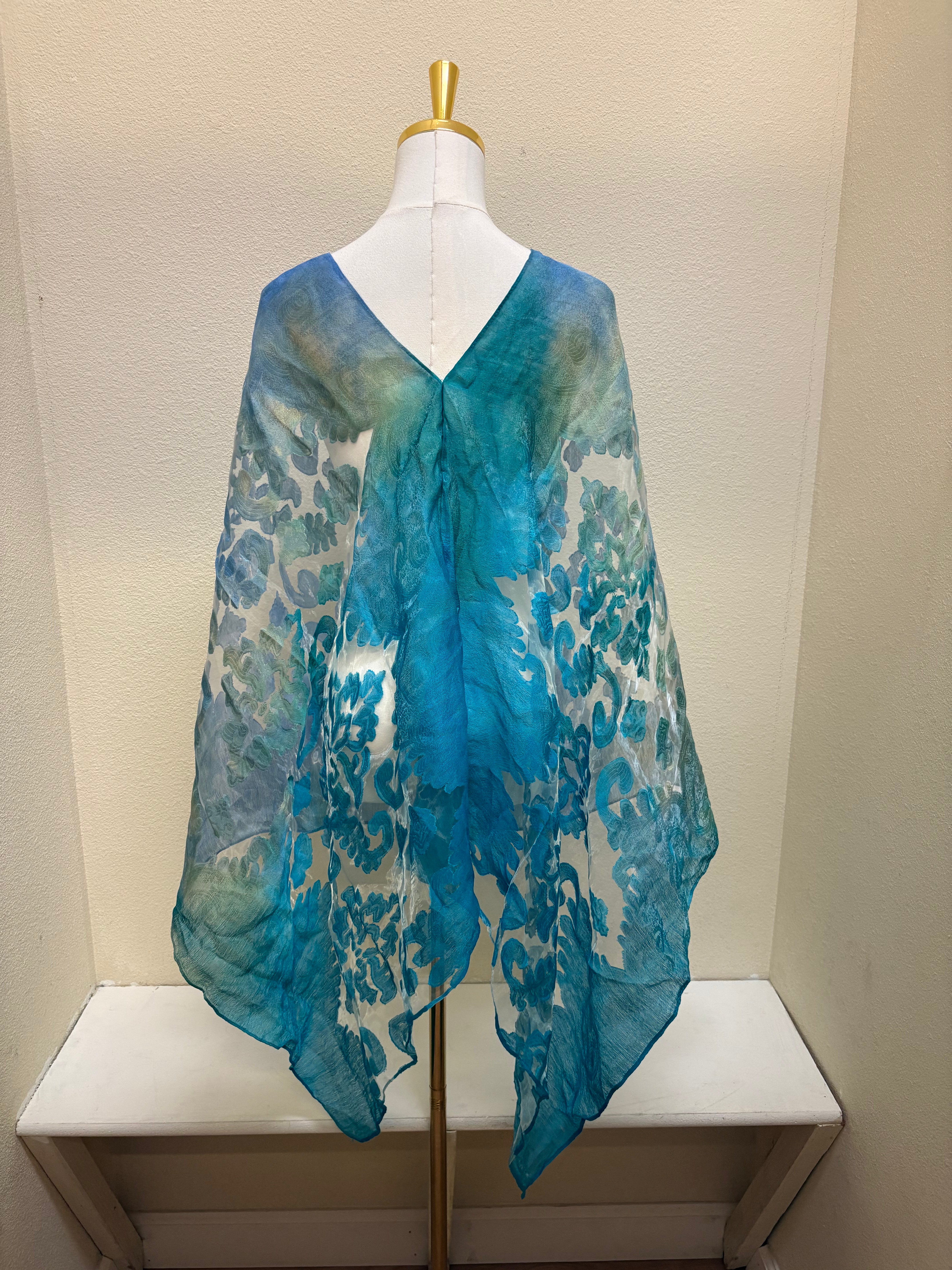 Spain In America Poncho - PRINT 39