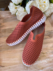 Ilse Jacobsen Tulips Flats - LIGHT BRICK