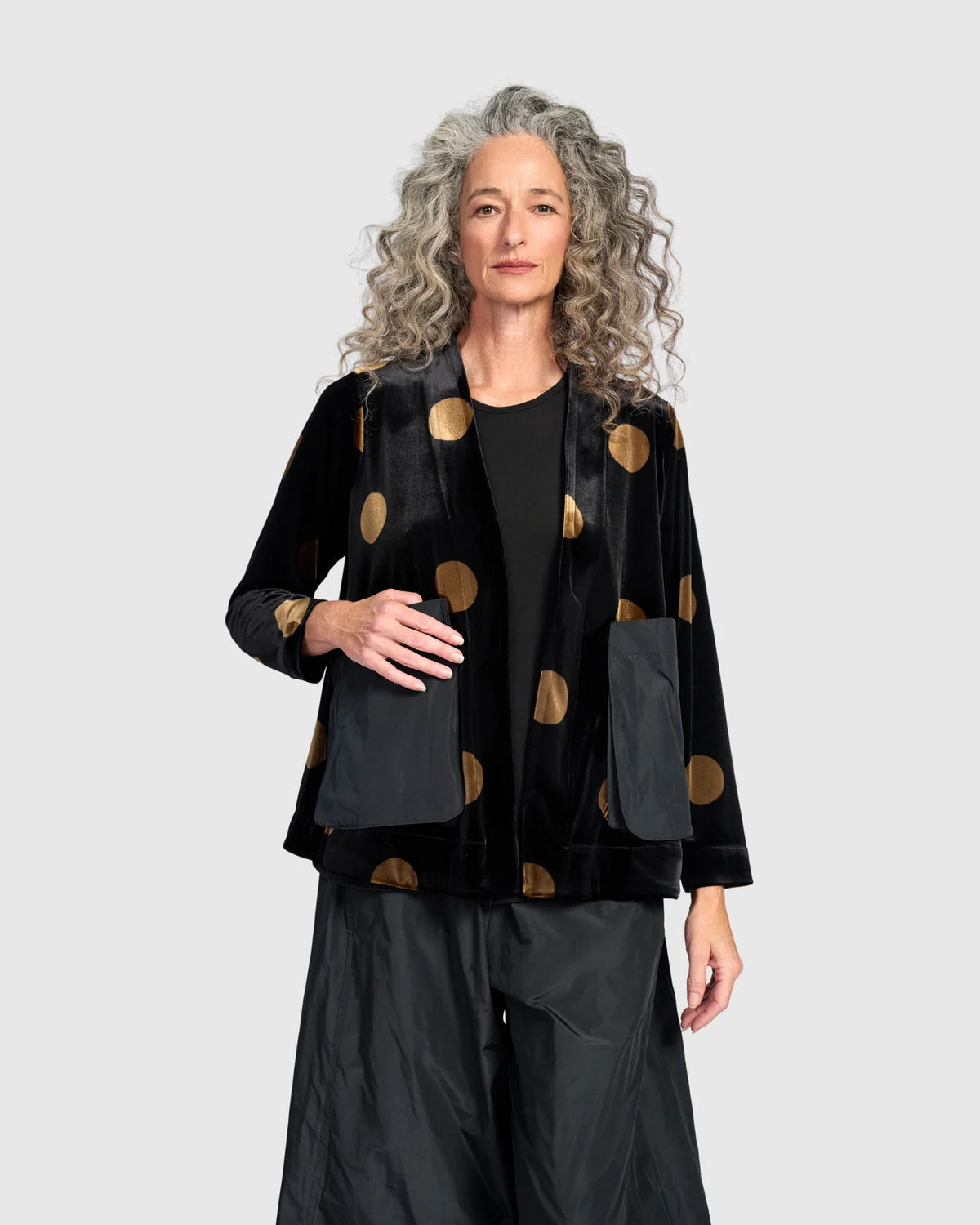 ALEMBIKA Asteria Velvet Jacket - AJ733E - BLACK/GOLD DOT