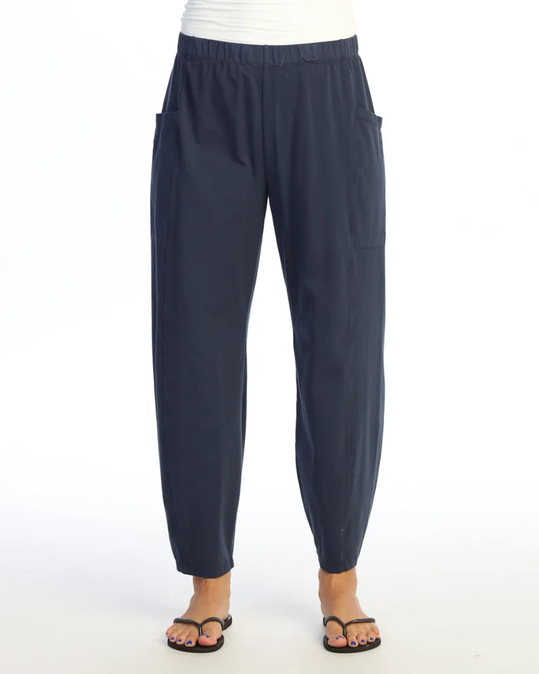 JESS & JANE Garment Dyed Cotton-Span Lantern Pants w/ Side Seam Patch Pockets - M100 - NAVY