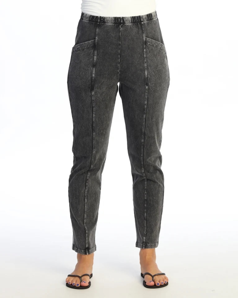 JESS & JANE Mineral Washed Cotton Spandex Pants w/ Slant Pocket and Straight Leg - M150 - BLACK