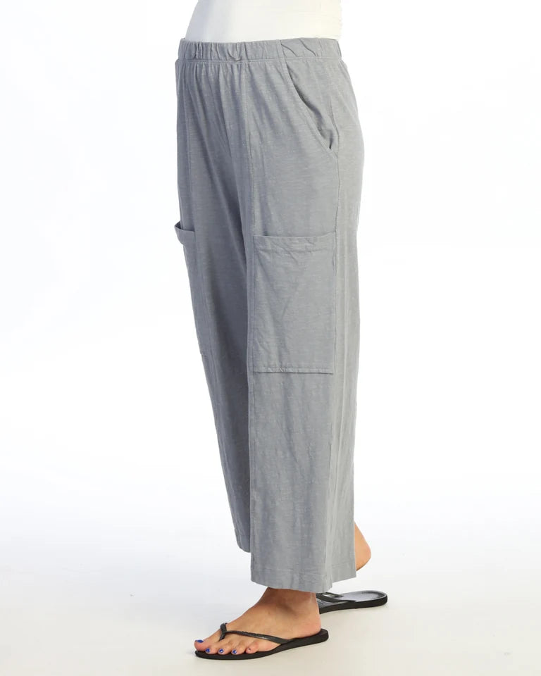 JESS & JANE Garment Dyed Cotton Slub Crop Wide Leg Pant w/ Slant and Cargo Pockets - M155 - GRAY