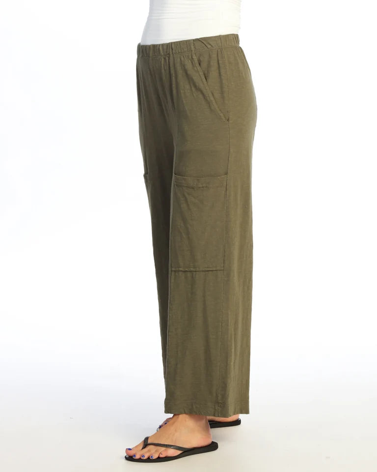 JESS & JANE Garment Dyed Cotton Slub Crop Wide Leg Pant w/ Slant and Cargo Pockets - M155 - JET FERN