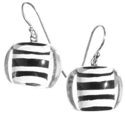 ZSISKA Bliss Musee Shorthook Earring - MU07Q00 - BLACK WHITE