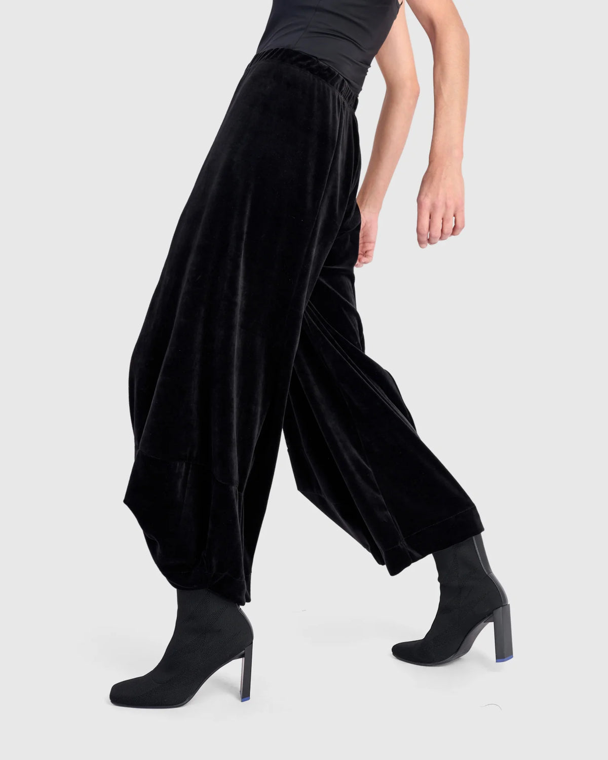 ALEMBIKA Everyday Velvet Punto Pant - AP638B - BLACK