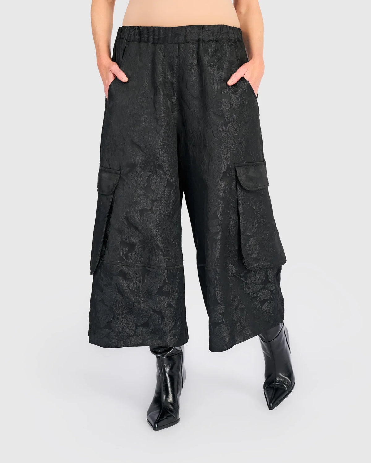 ALEMBIKA Damask Wide Cargo Pants - AP713O - ONYX