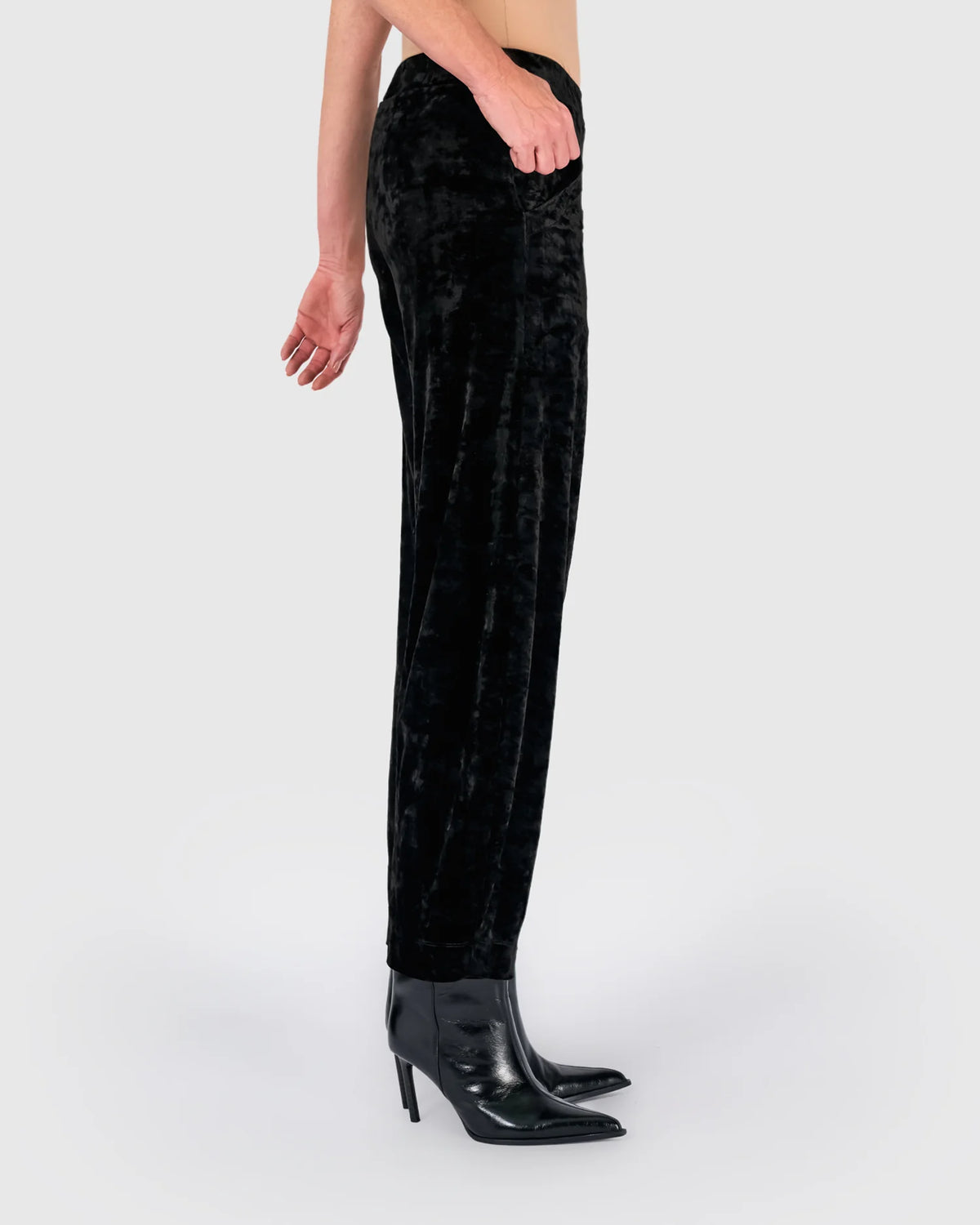 ALEMBIKA Crushed Velvet Flow Pants - AP718B - BLACK