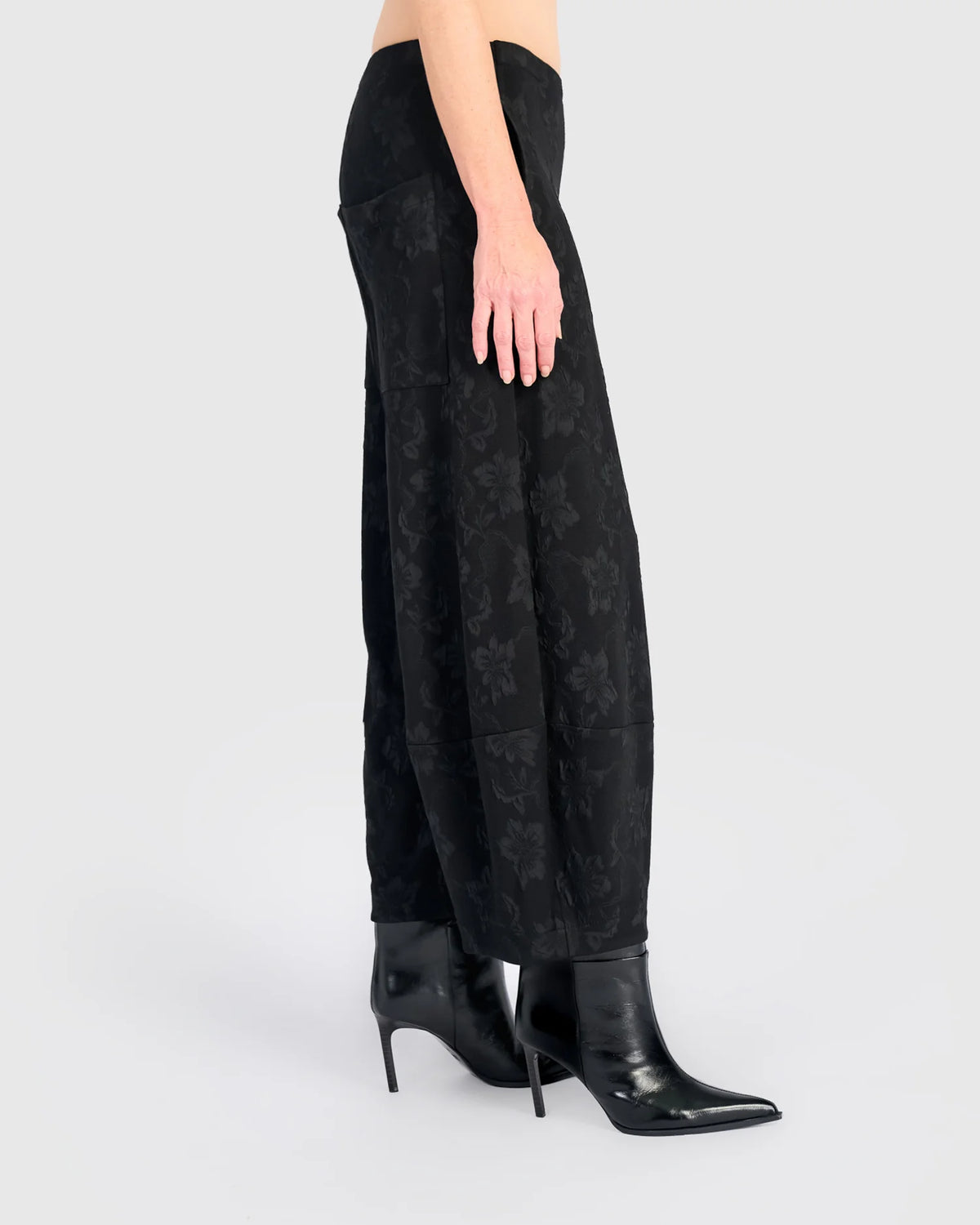ALEMBIKA Candlewick Lantern Pants - AP722D - BLACK FLORAL