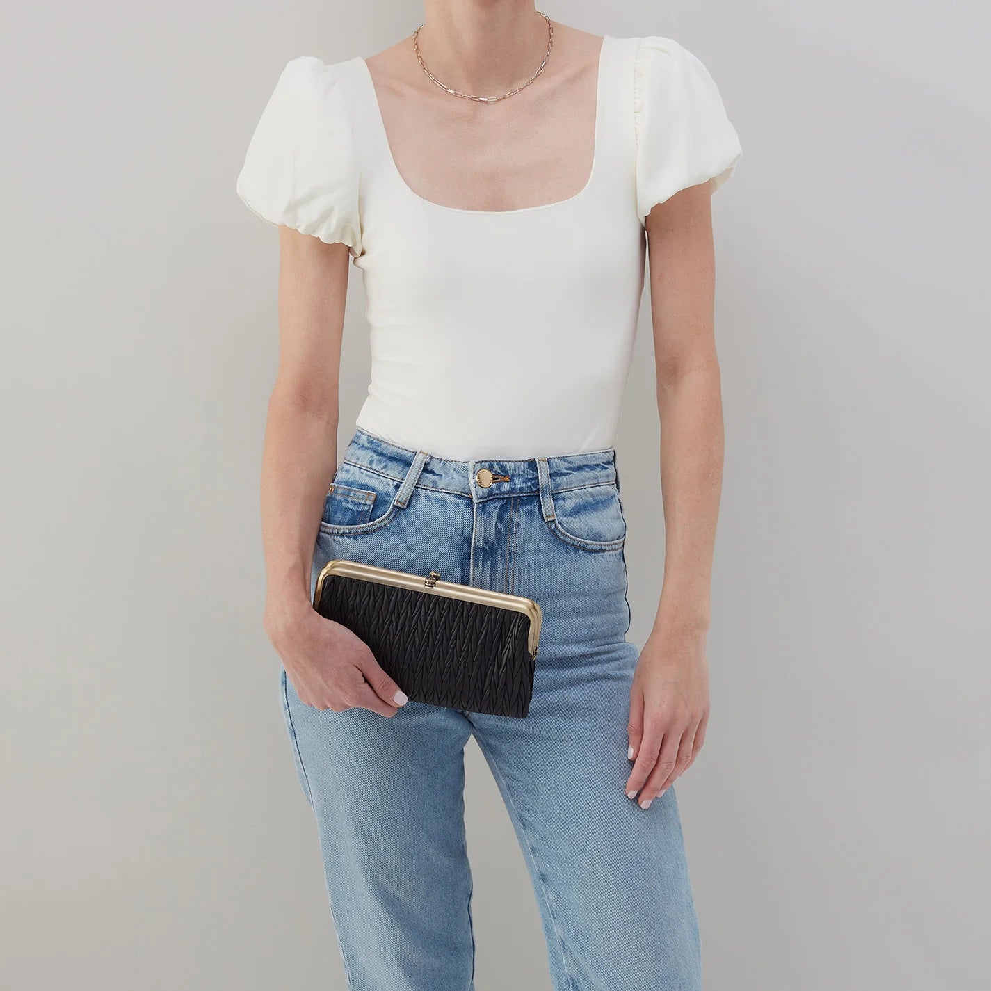 HOBO - Lauren Clutch- Wallet - BLACK SOFT PLEATED LEATHER