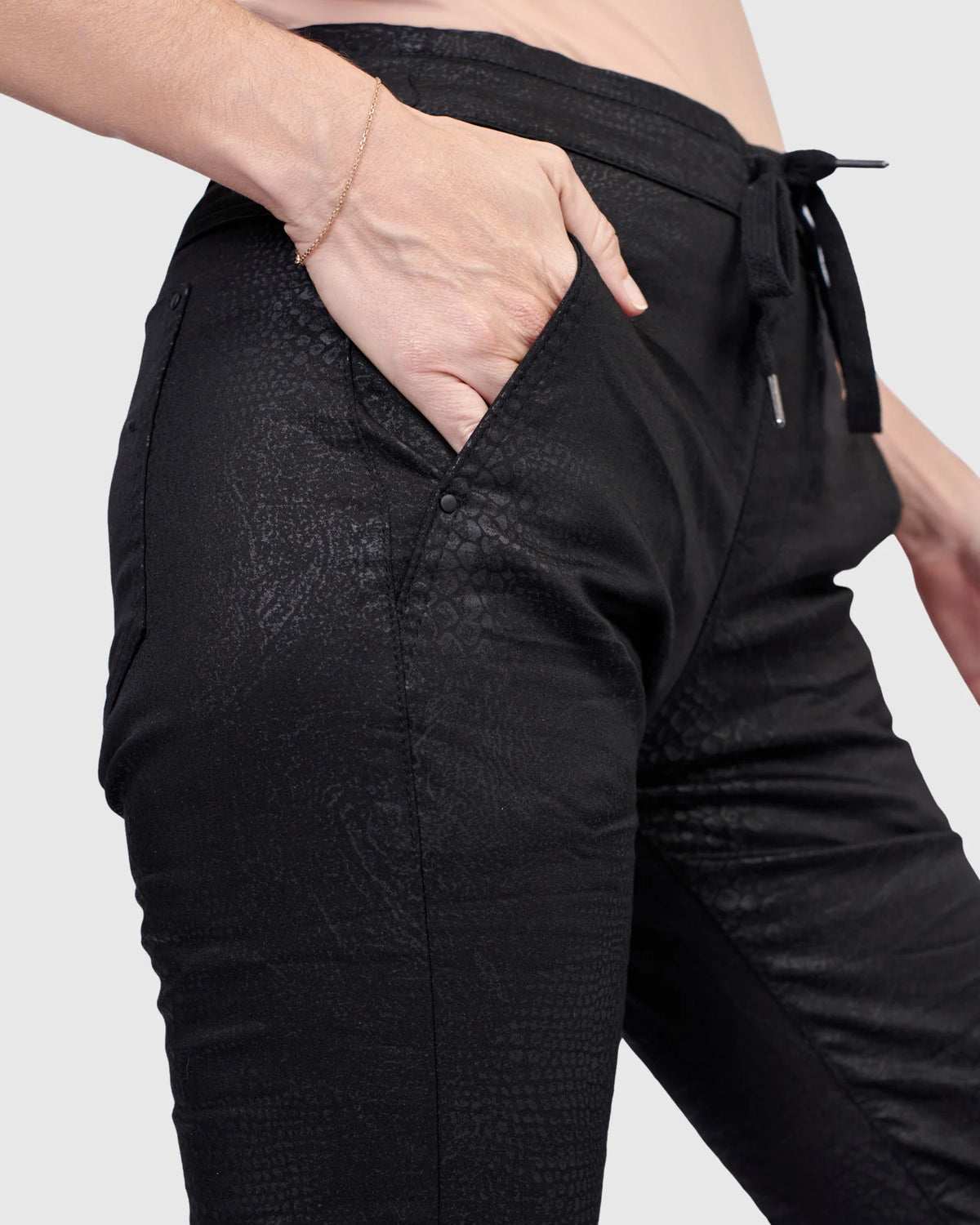 ALEMBIKA Cobra Iconic Stretch Jeans - EP285C - BLACK
