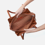 HOBO - Essential Medium Tote - LION IN SOFT SAFFIANO LEATHER