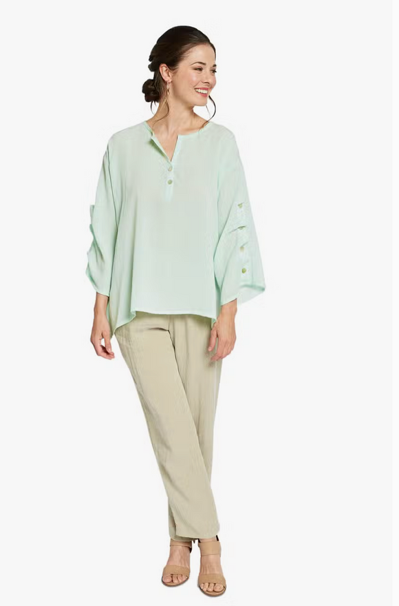 Fridaze AA36- Ripple Tide Linen Pullover- HONEYDEW