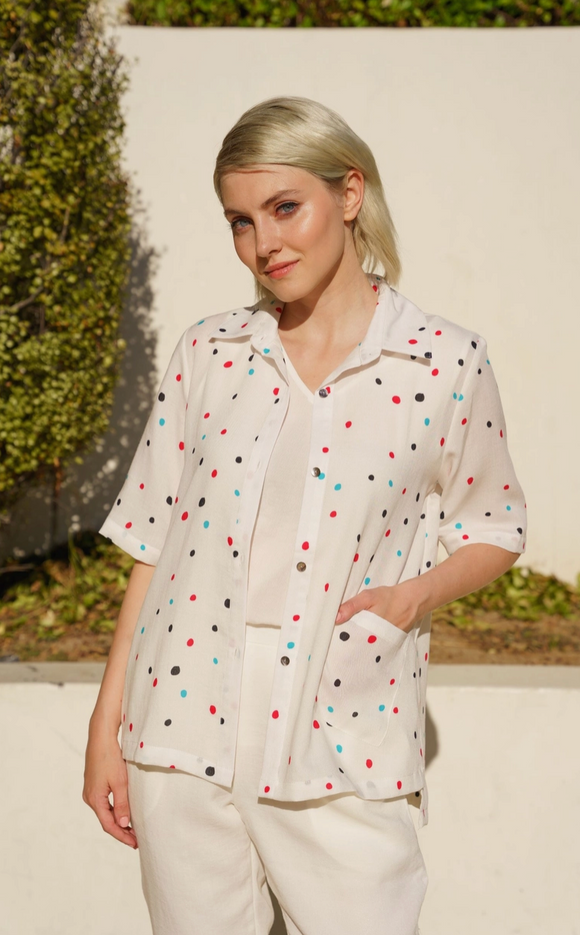 Fridaze AA367- Claire Linen Blouse - IRREGULAR DOTS ON WHITE